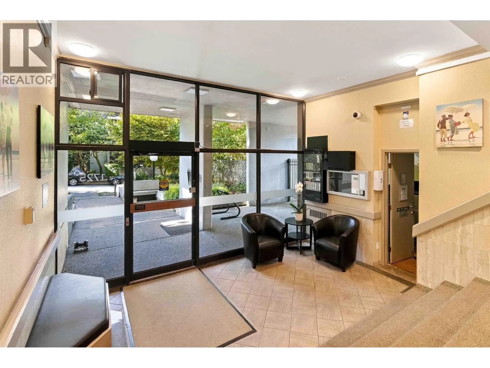 #605 1725 PENDRELL STREET, Vancouver, BC photo 2