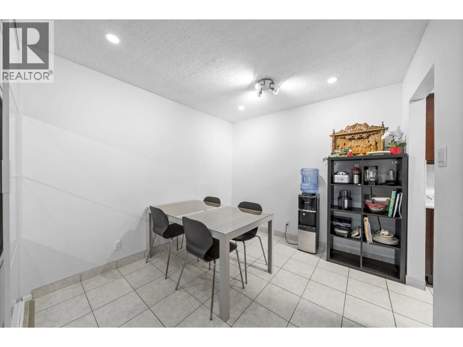 #317 8511 ACKROYD ROAD, Richmond, BC photo 4