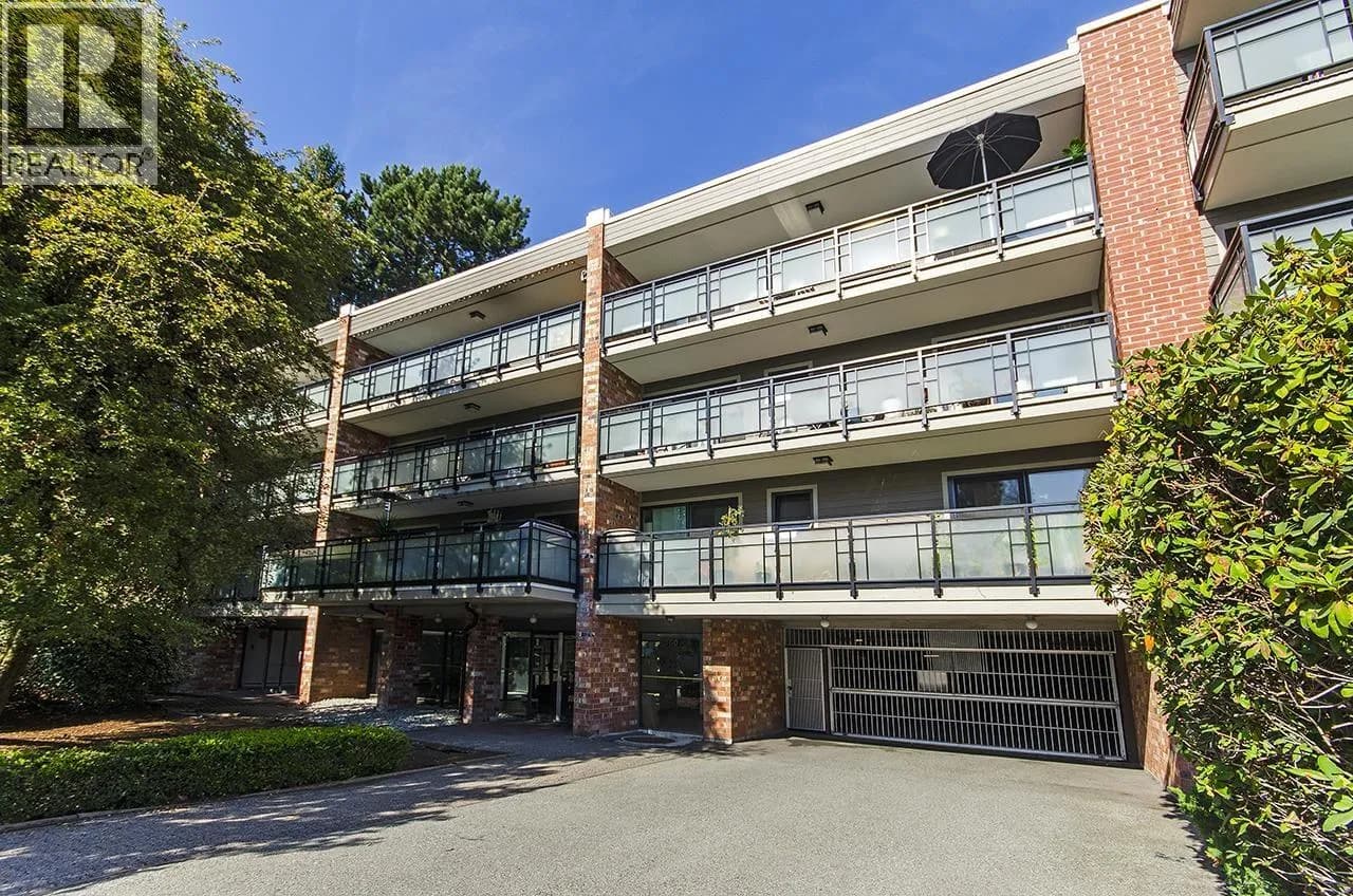 #107 360 E 2ND STREET, North Vancouver, BC photo 2