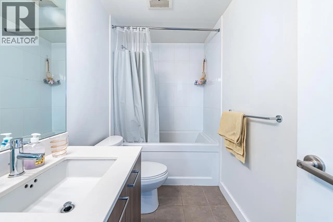 #3103 2955 ATLANTIC AVENUE, Coquitlam, BC photo 4