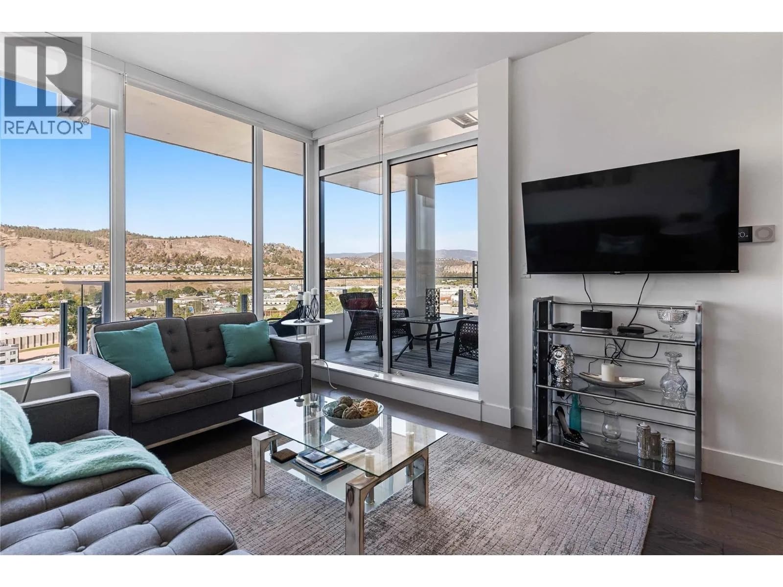 #1401 1181 Sunset Drive, Kelowna, BC photo 4