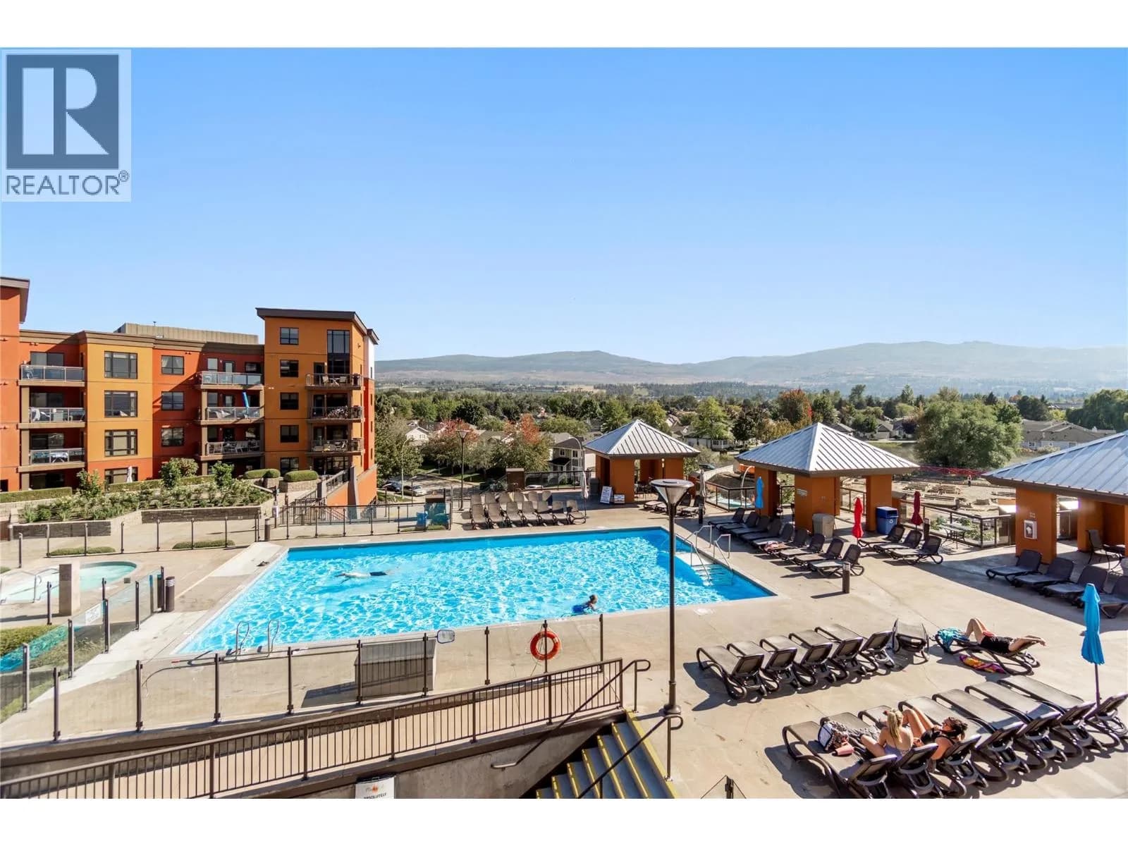 654 Cook Road, Kelowna
