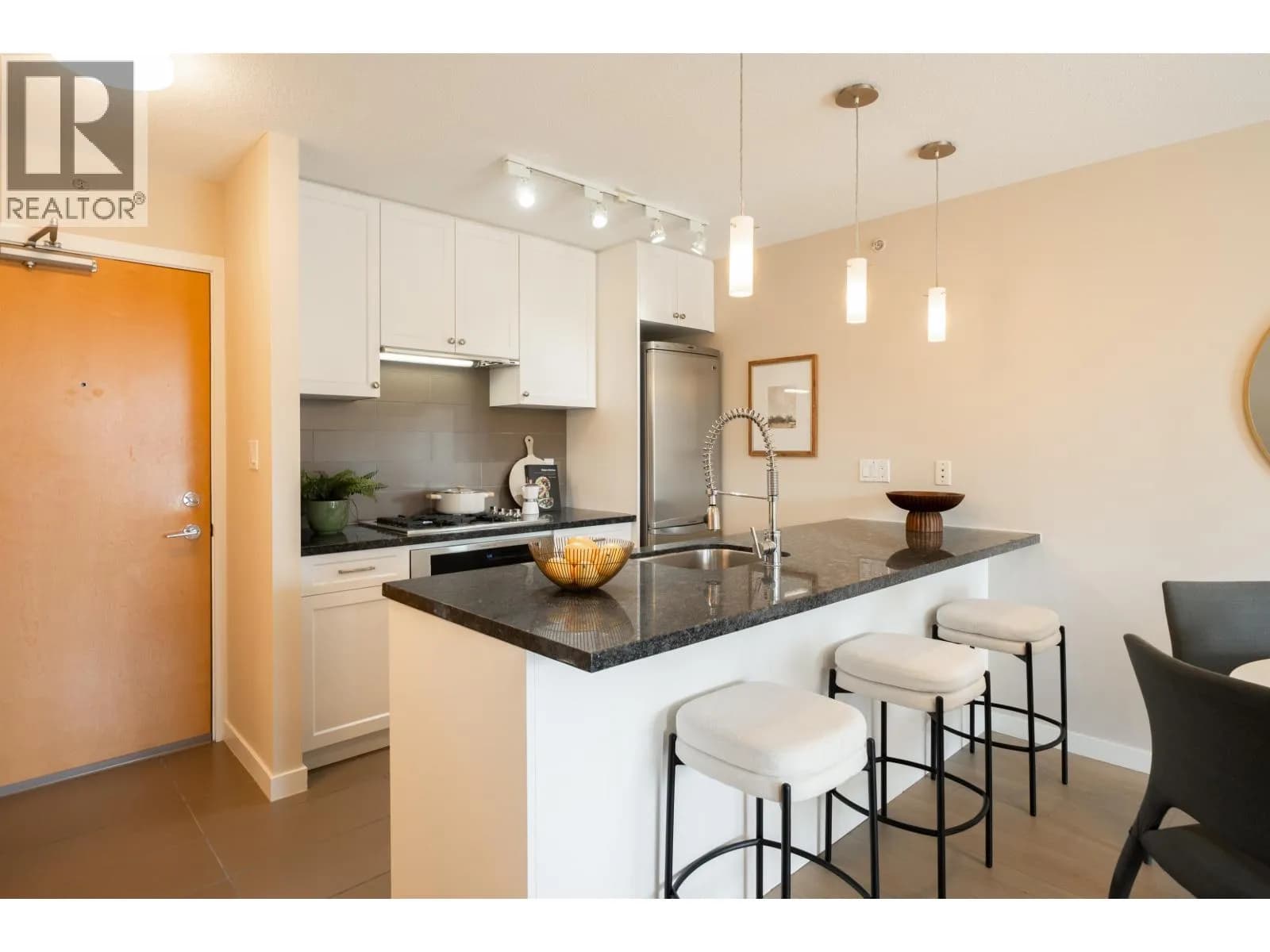 #608 2982 BURLINGTON DRIVE, Coquitlam, BC photo 2
