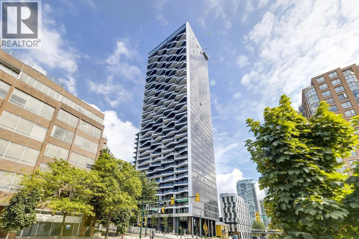 889 PACIFIC STREET, Vancouver
