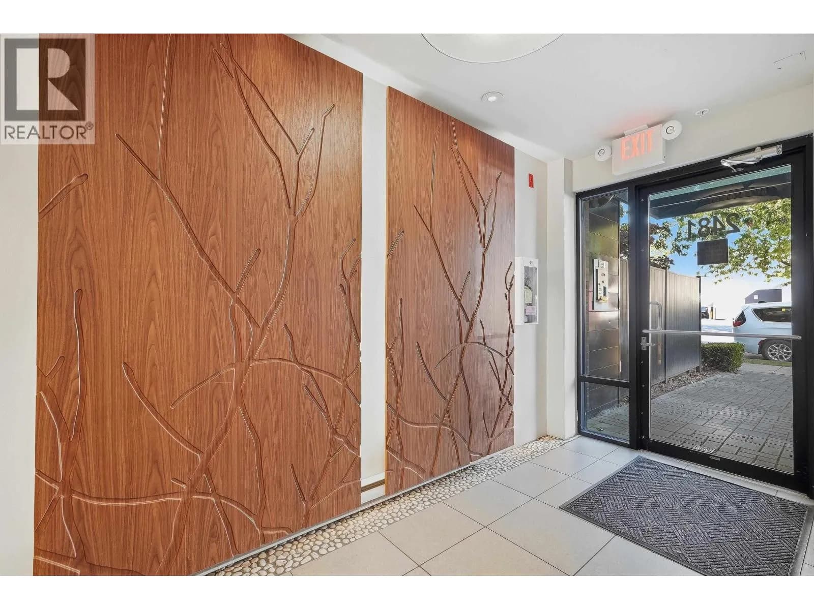 #203 2481 WATERLOO STREET, Vancouver, BC photo 3