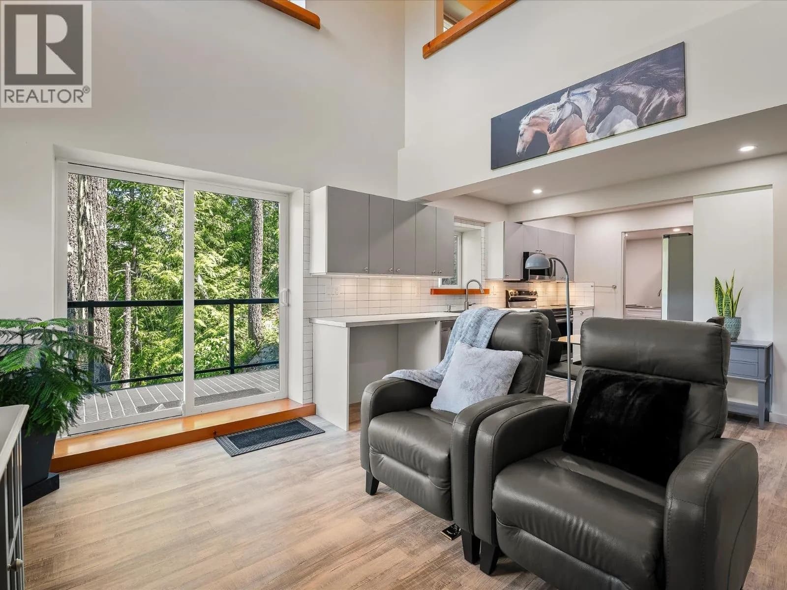 #4 1307 EAGLE DRIVE, Pemberton, BC photo 3