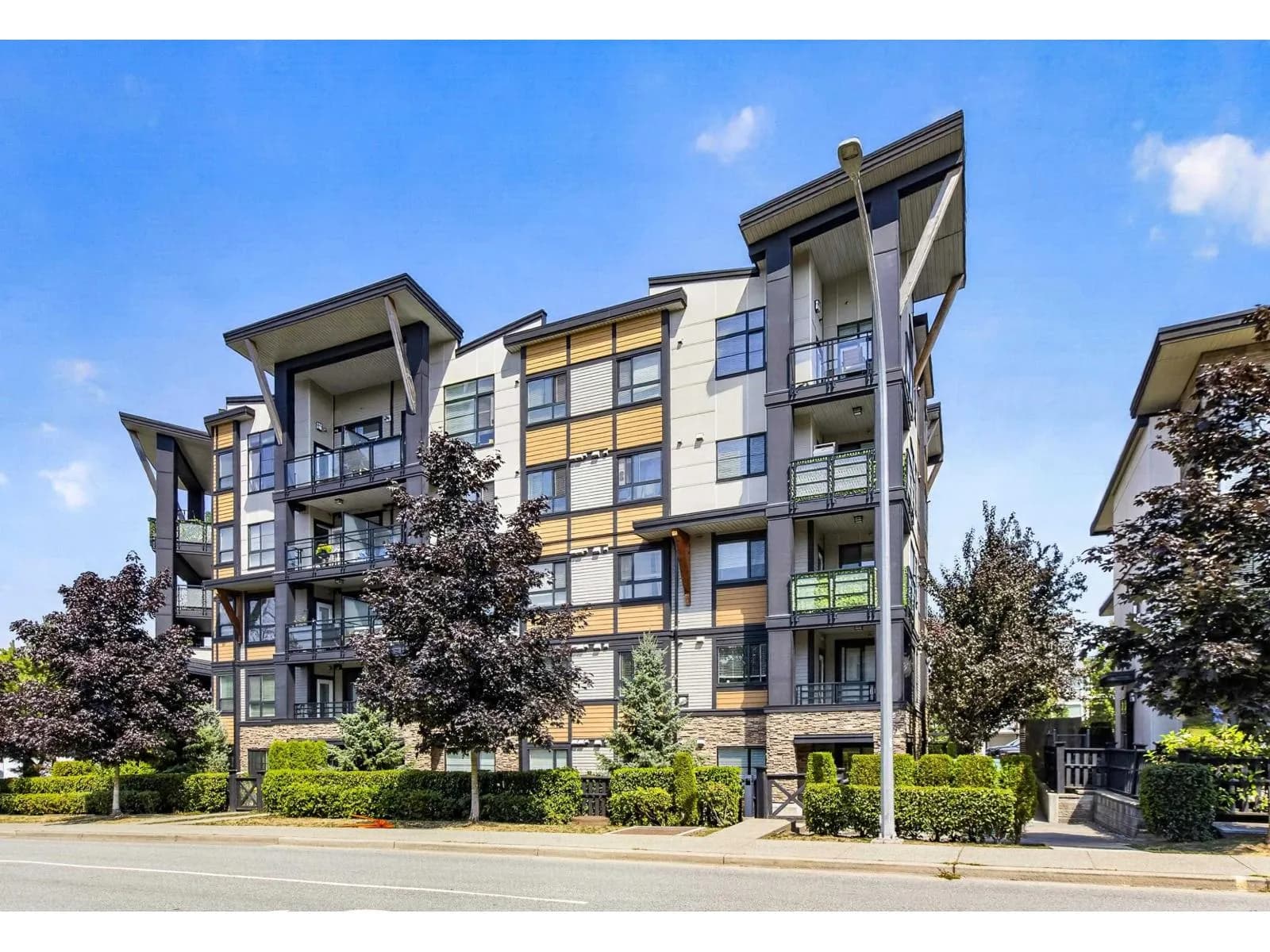 20829 77A AVENUE, Langley
