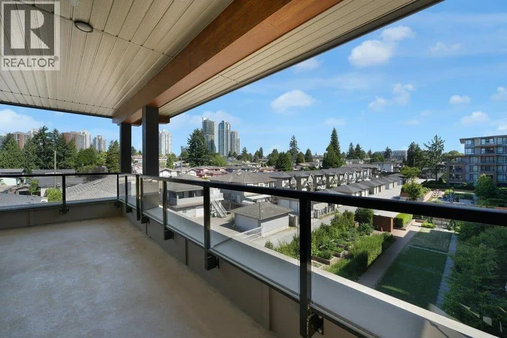 7588 16TH STREET, Burnaby