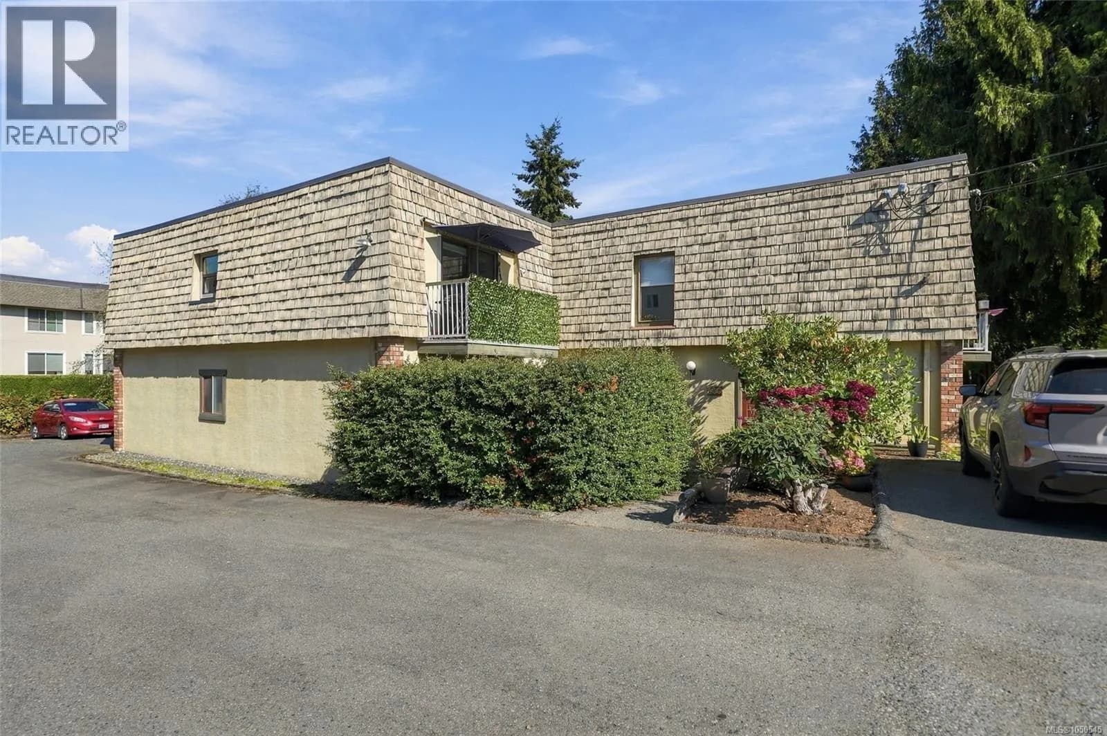 129 Sixth Ave E, Qualicum Beach