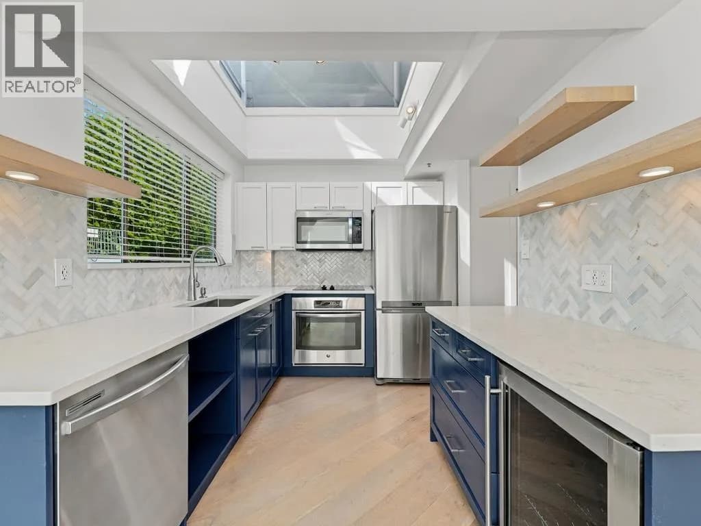 #204 565 17 STREET, West Vancouver, BC photo 4