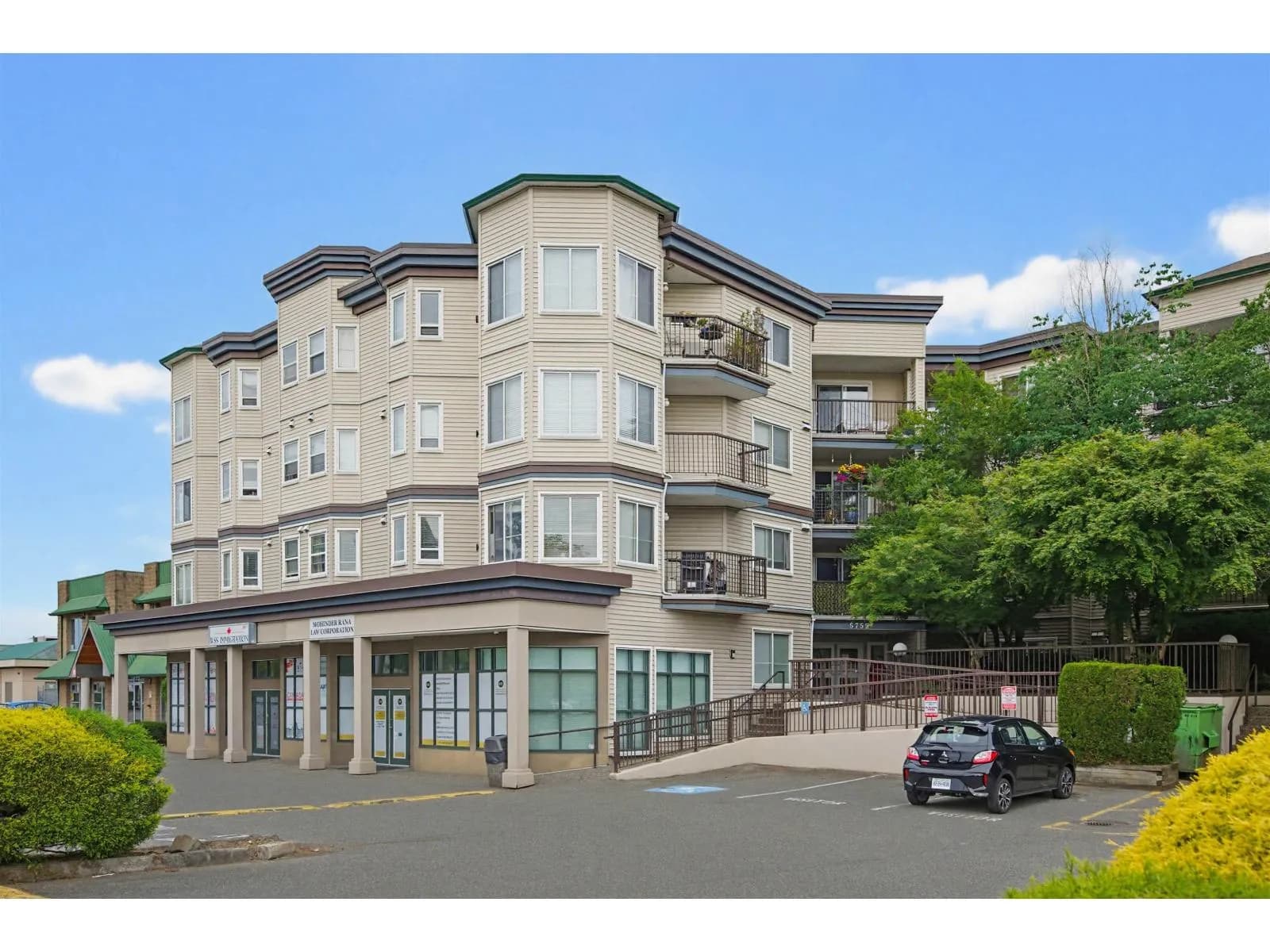 5759 GLOVER ROAD, Langley