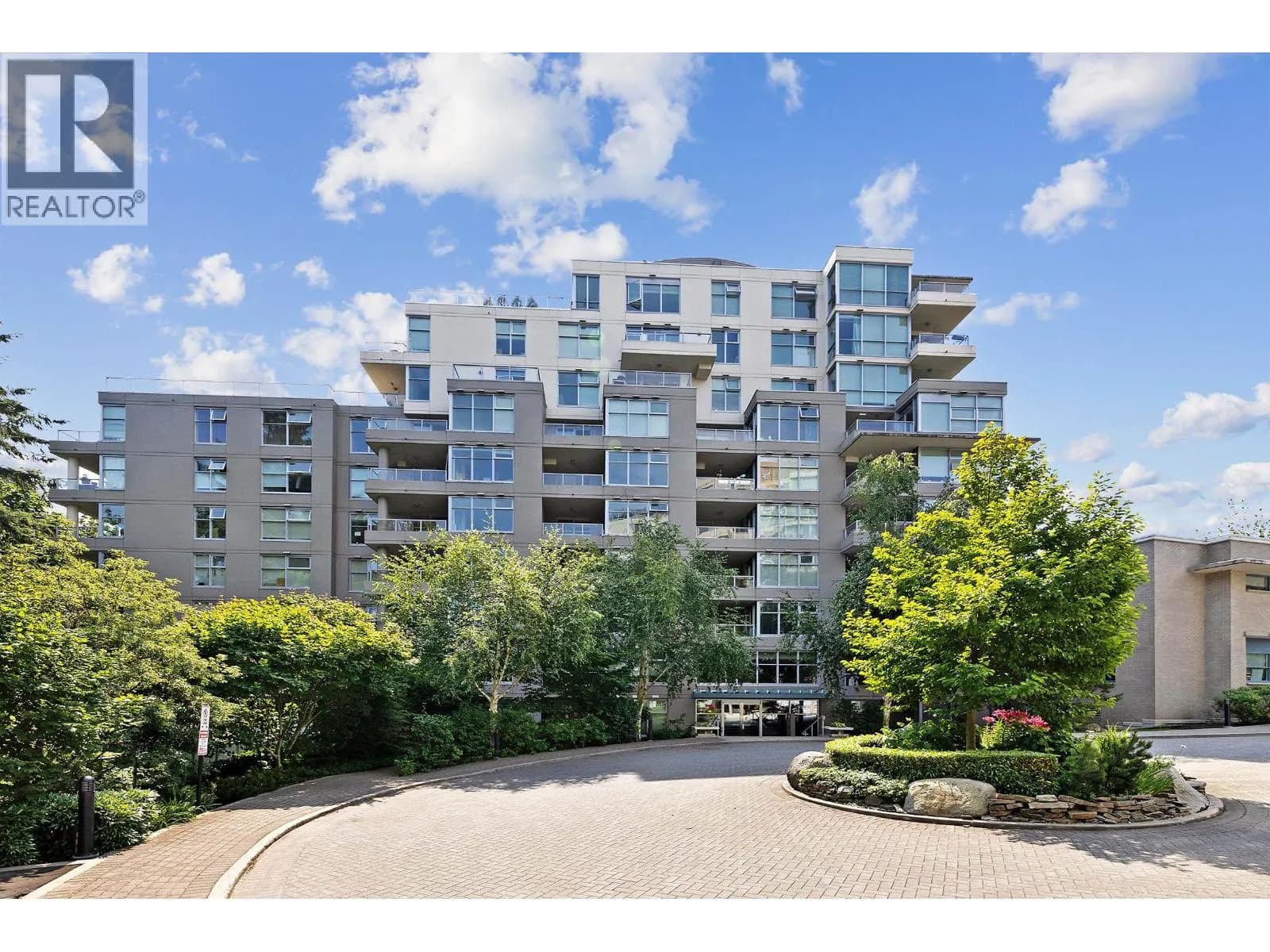 9262 UNIVERSITY CRESCENT, Burnaby