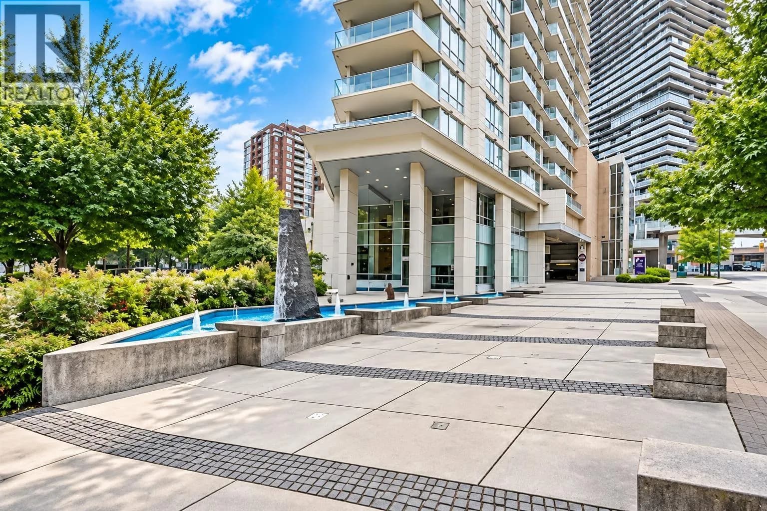 #210 4808 HAZEL STREET, Burnaby, BC photo 3