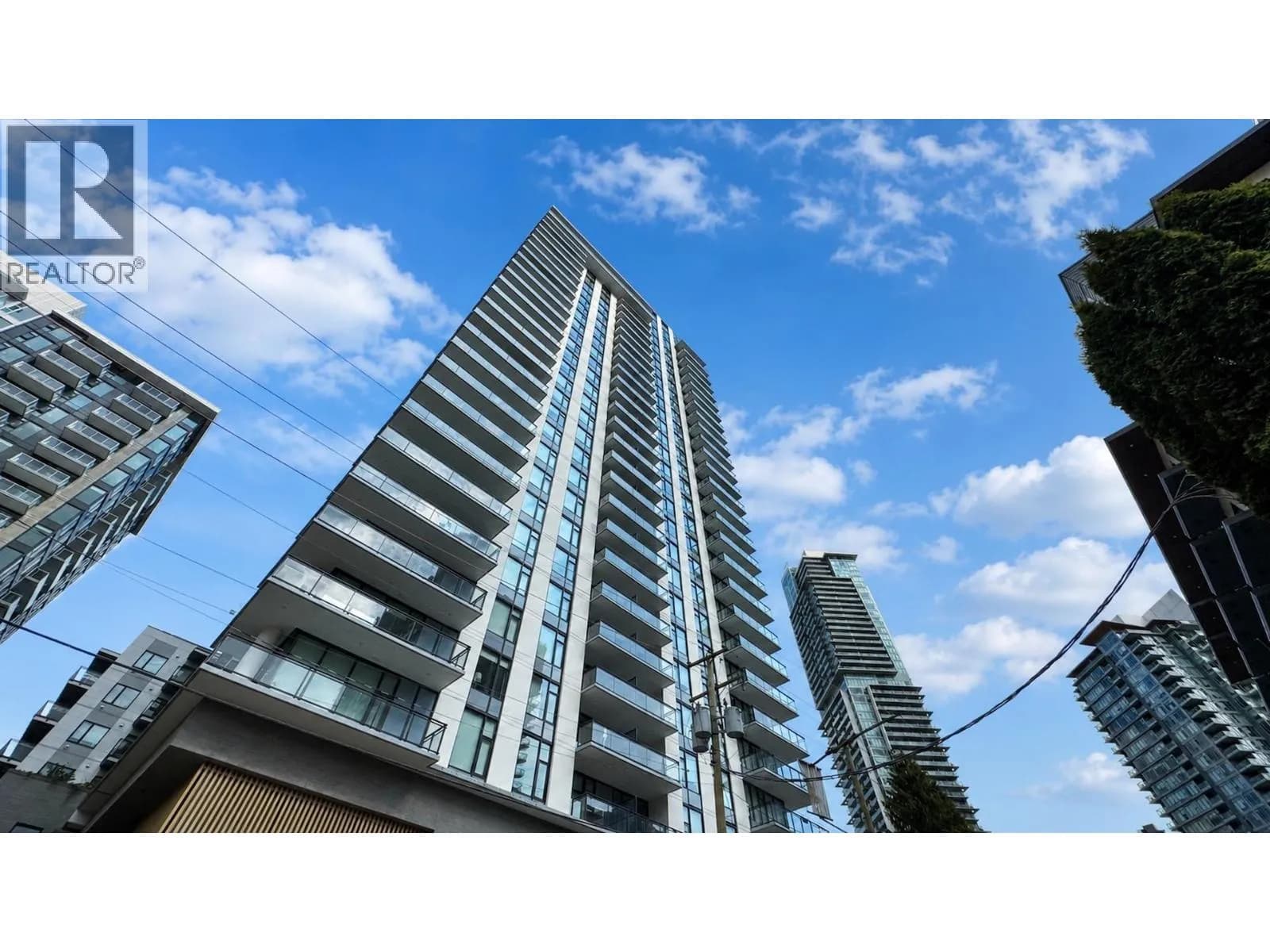 626 CLAREMONT STREET, Coquitlam
