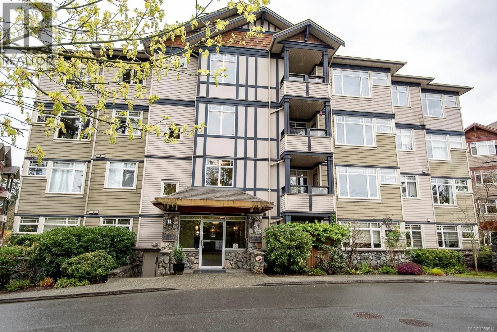 1115 Craigflower Rd, Esquimalt