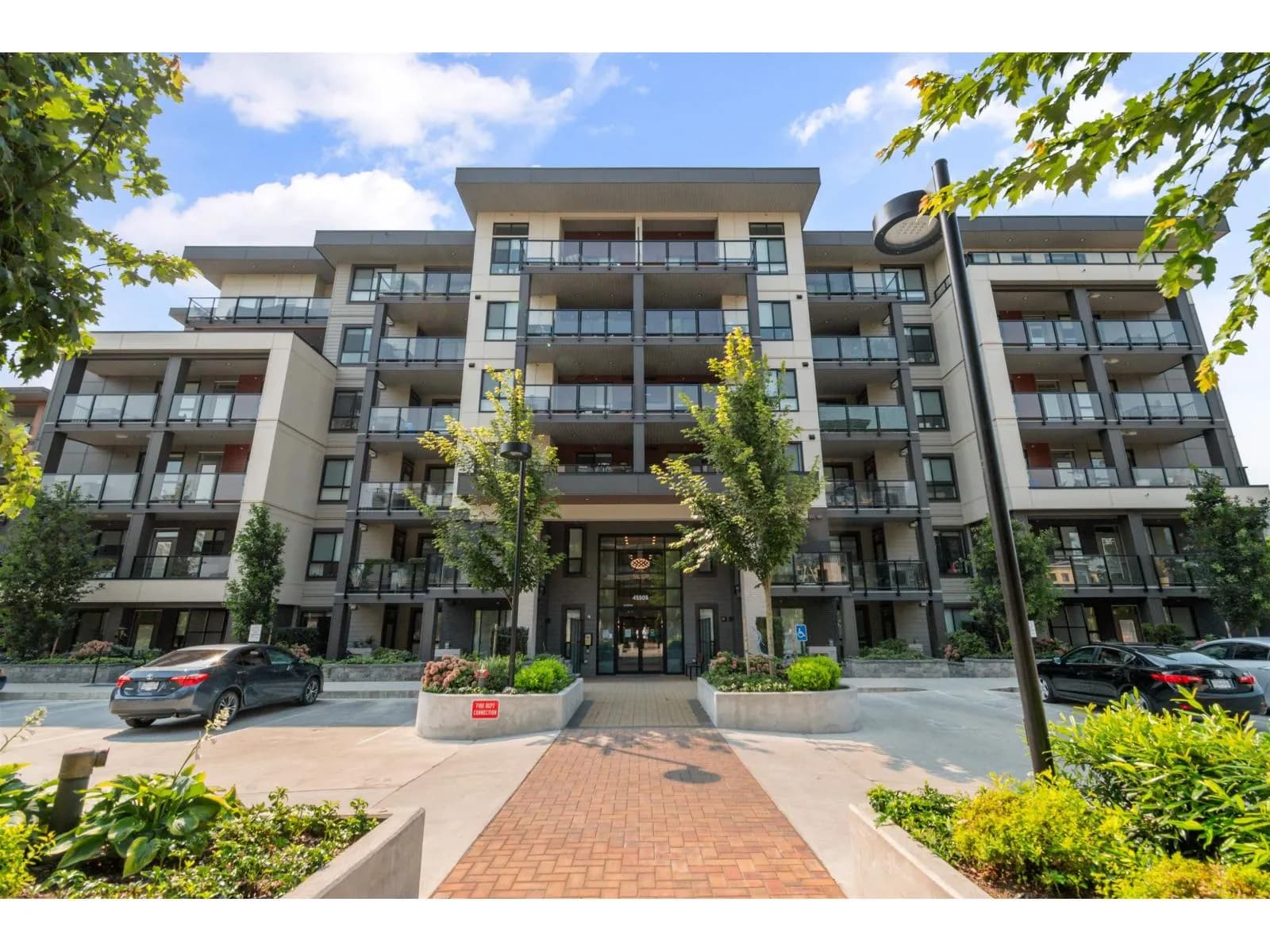 45505 CAMPUS DRIVE, Chilliwack