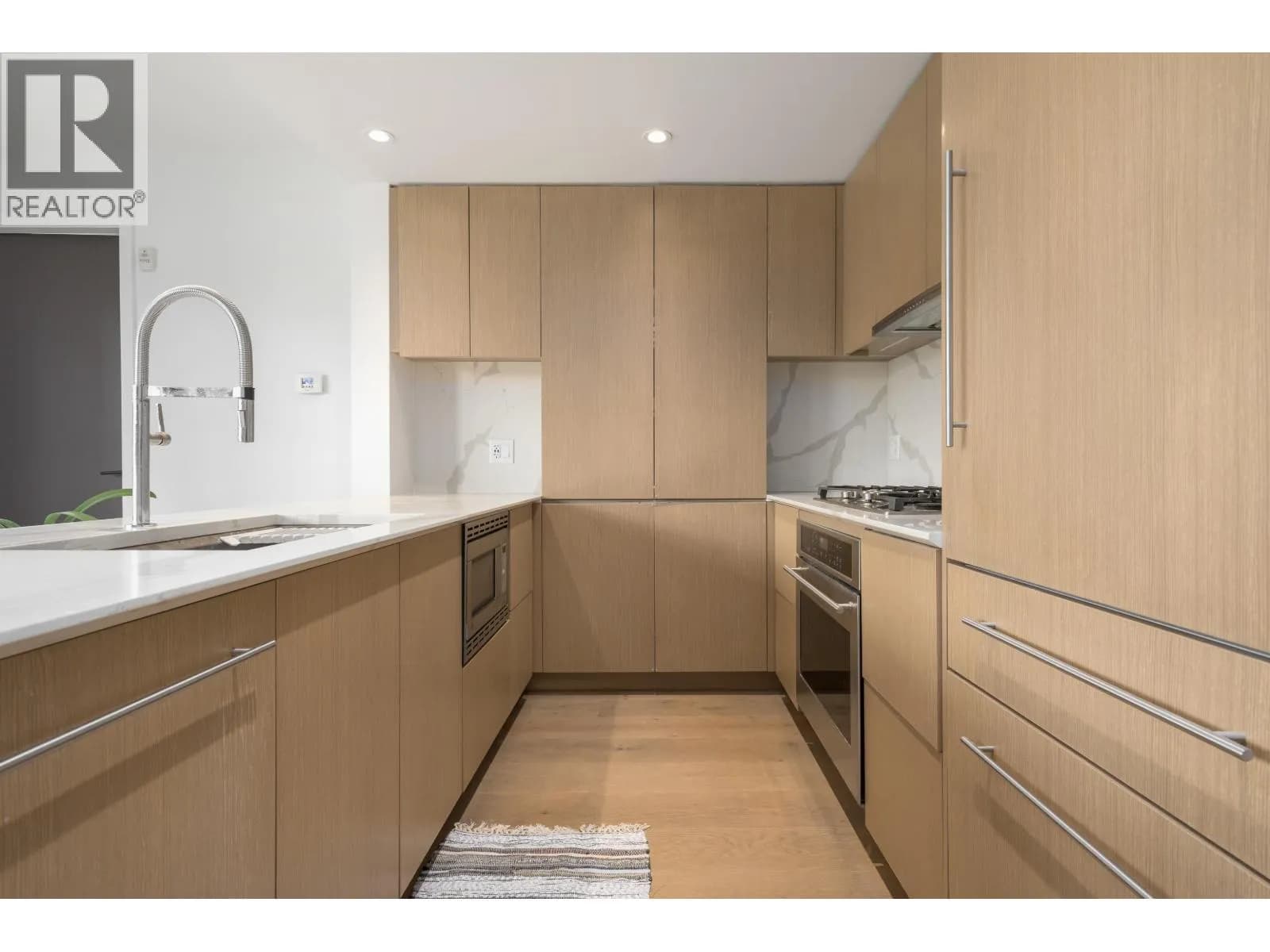 5089 QUEBEC STREET, Vancouver