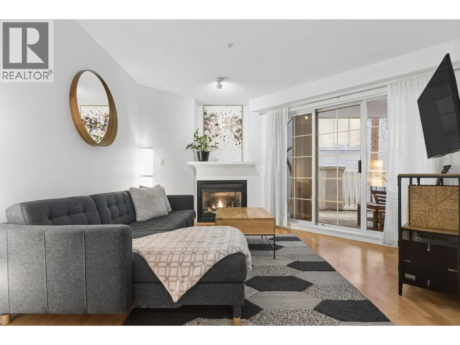 147 E 1ST, North Vancouver