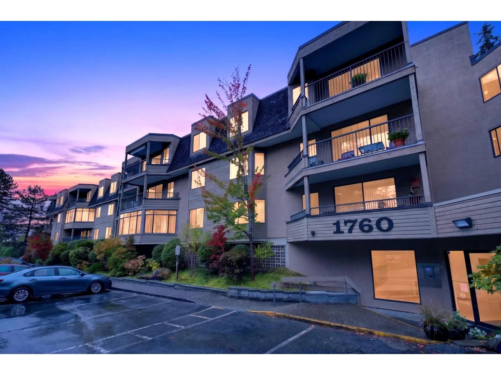 1760 SOUTHMERE CRESCENT, Surrey