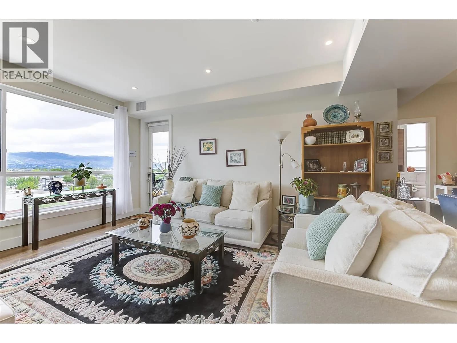 1925 Enterprise Way, Kelowna