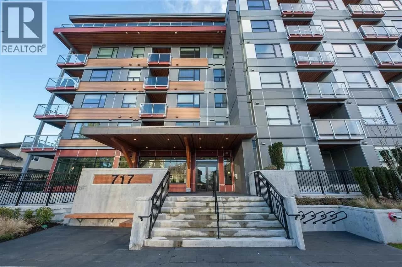 717 BRESLAY STREET, Coquitlam