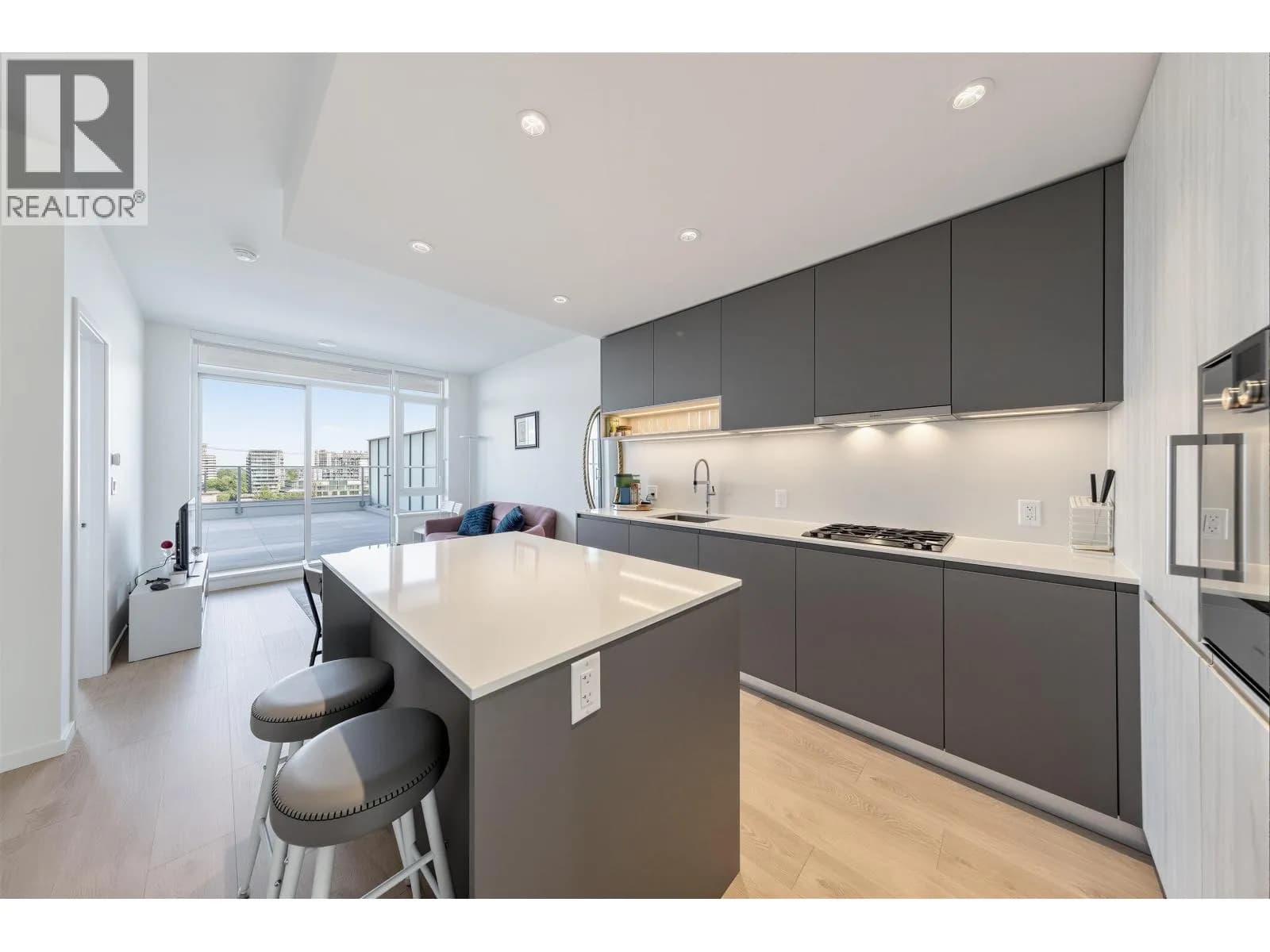 #1019 6600 MINORU BOULEVARD, Richmond, BC photo 3