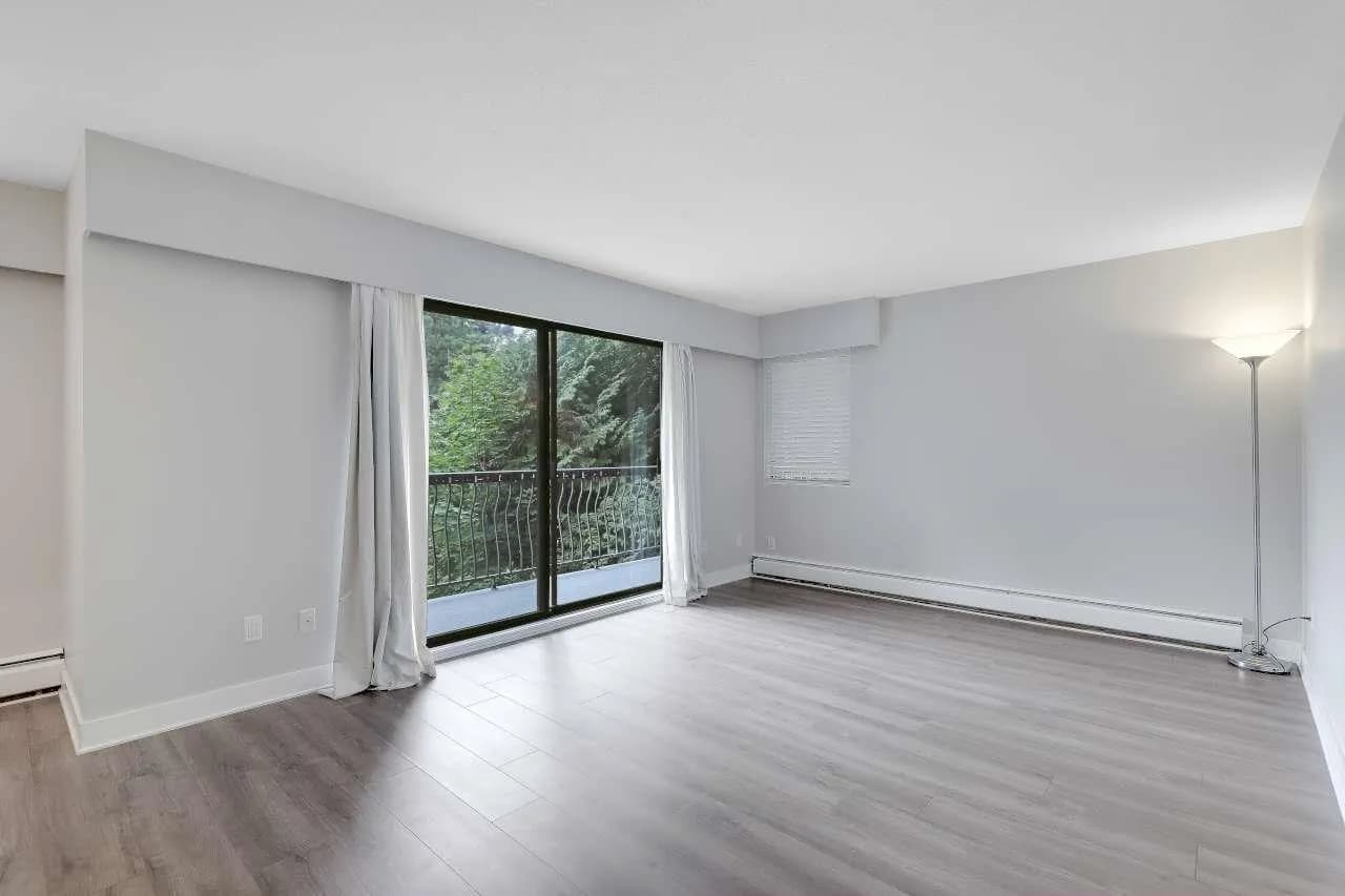 #207 1544 FIR STREET, White Rock, BC photo 4