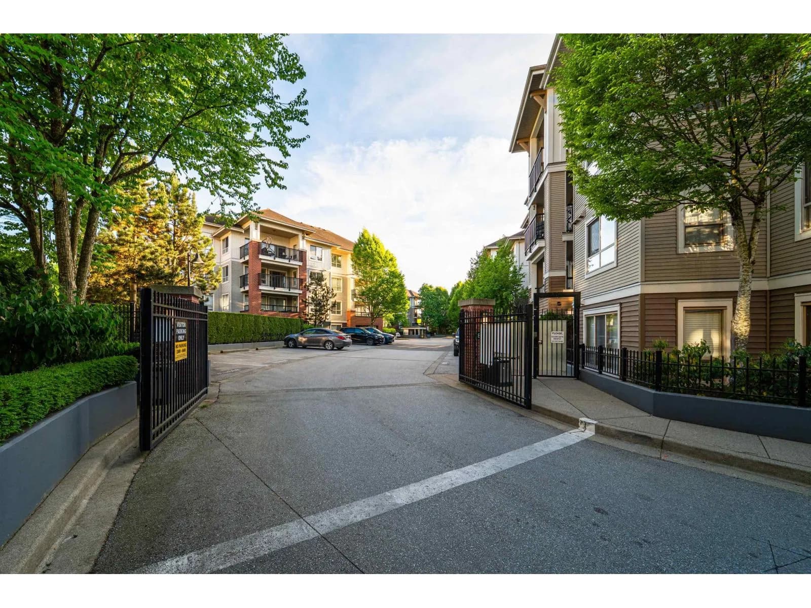8929 202 STREET, Langley