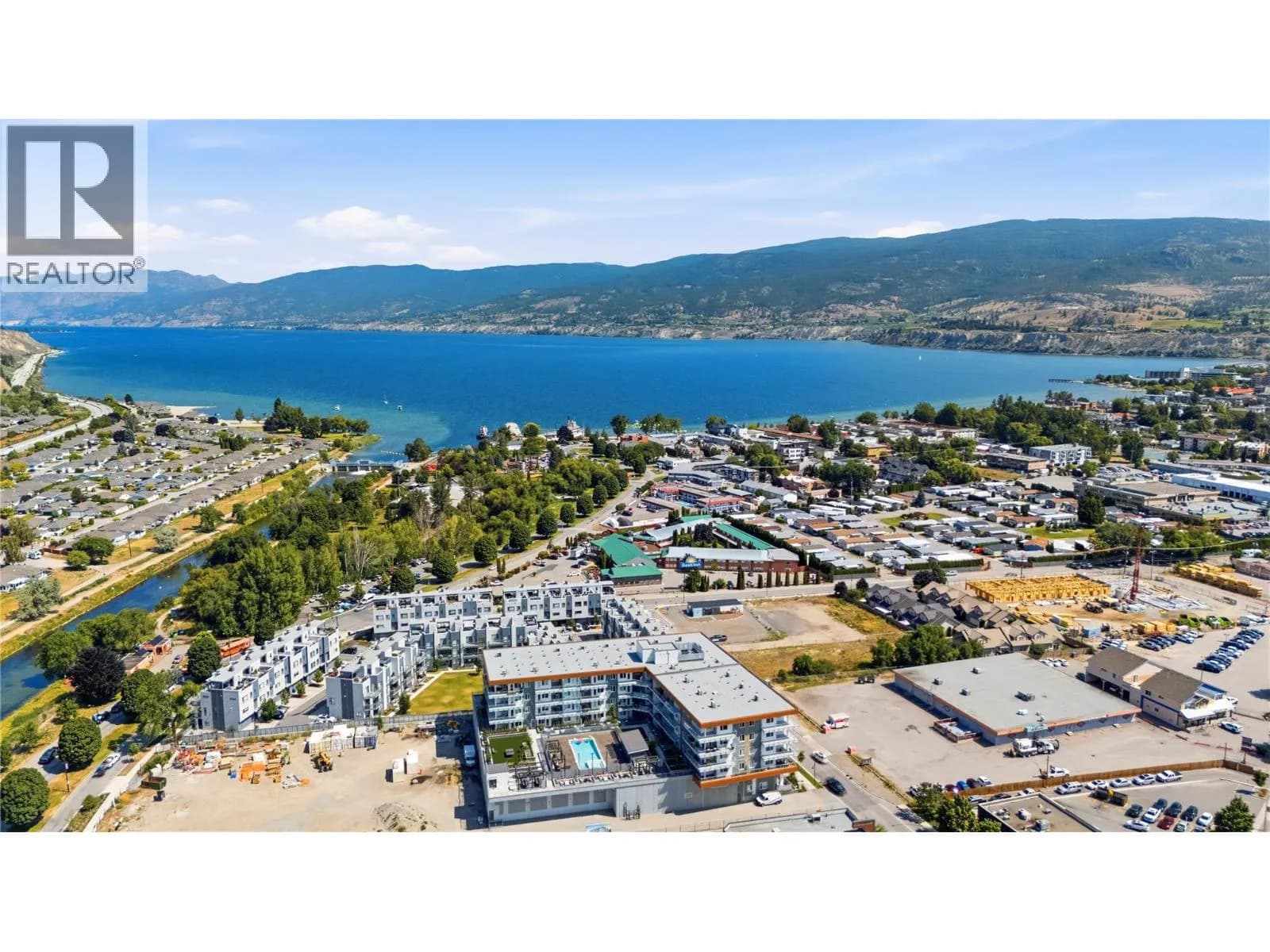 #412 270 Riverside Drive, Penticton, BC photo 3