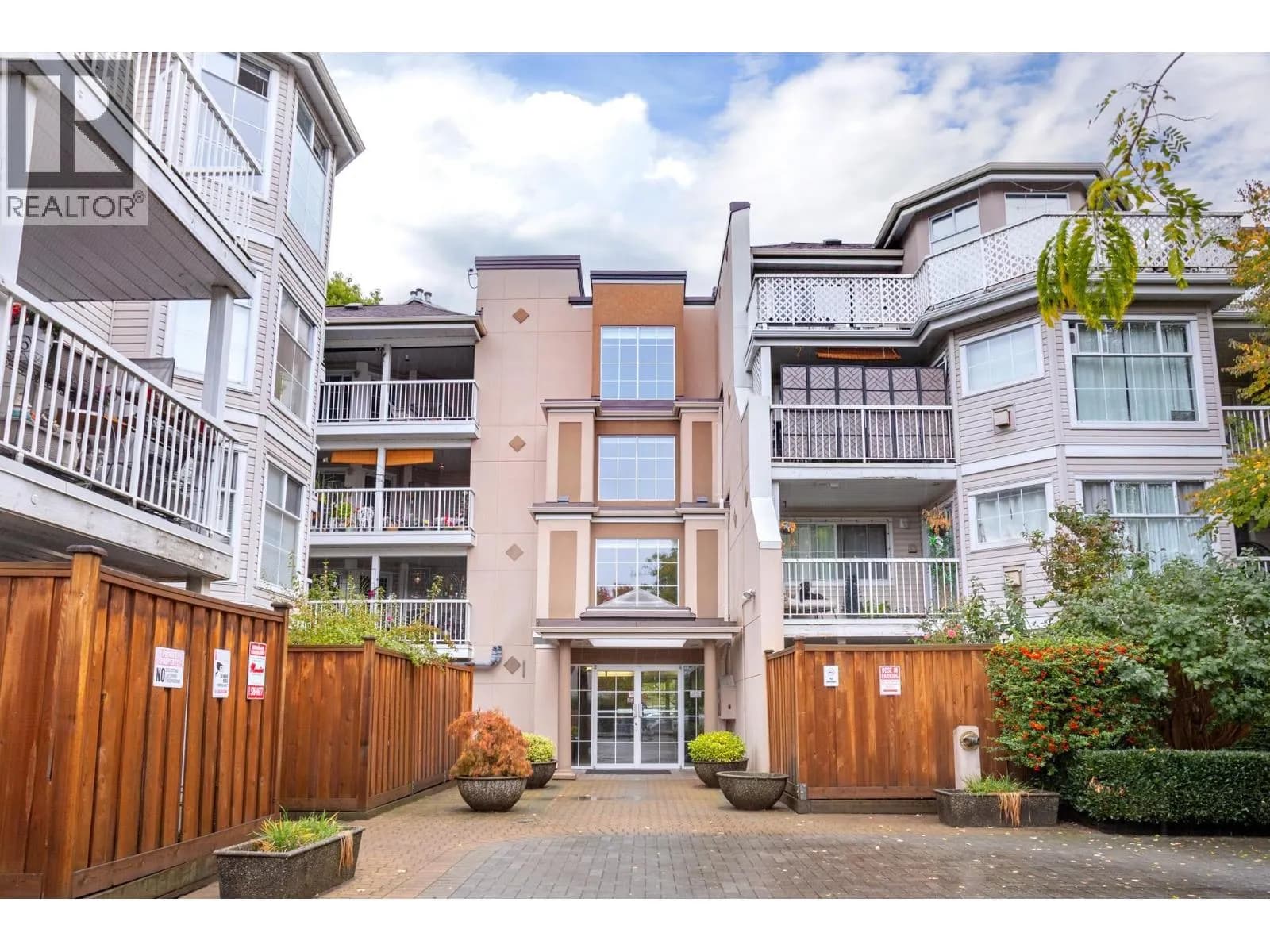 2678 DIXON STREET, Port Coquitlam