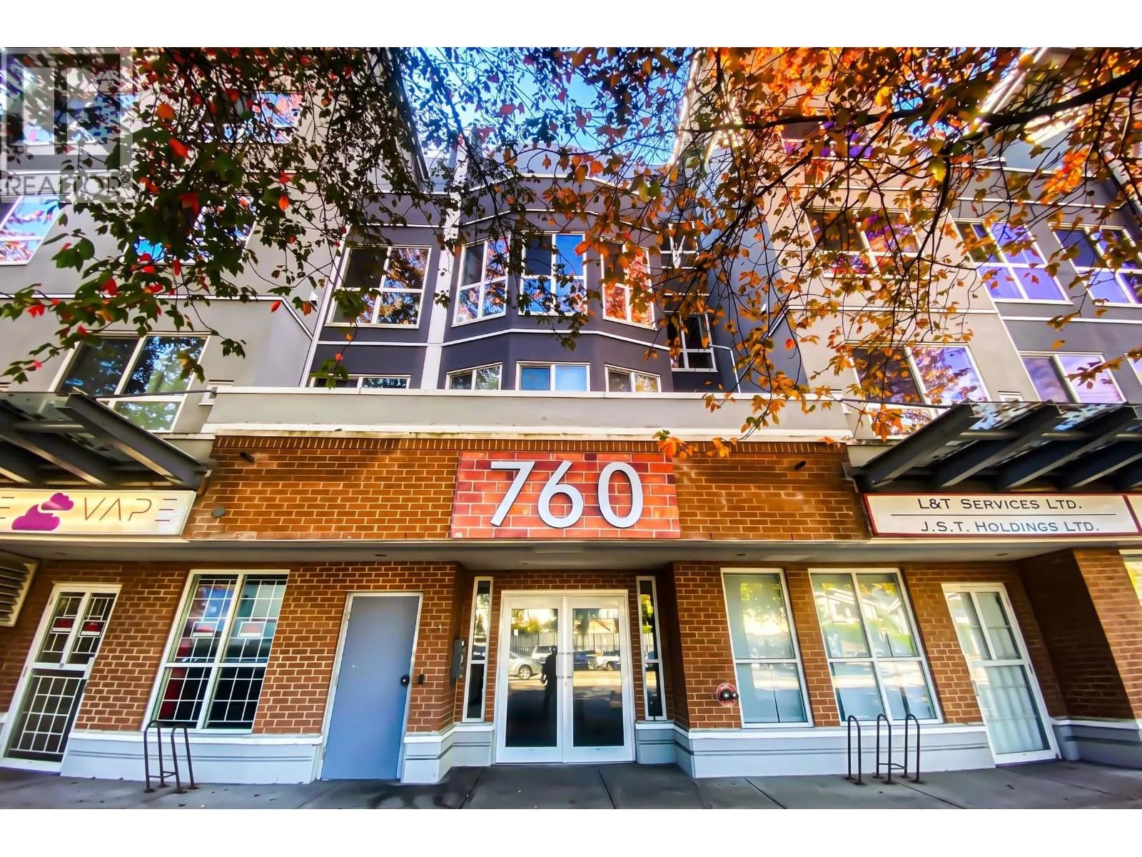 760 KINGSWAY, Vancouver