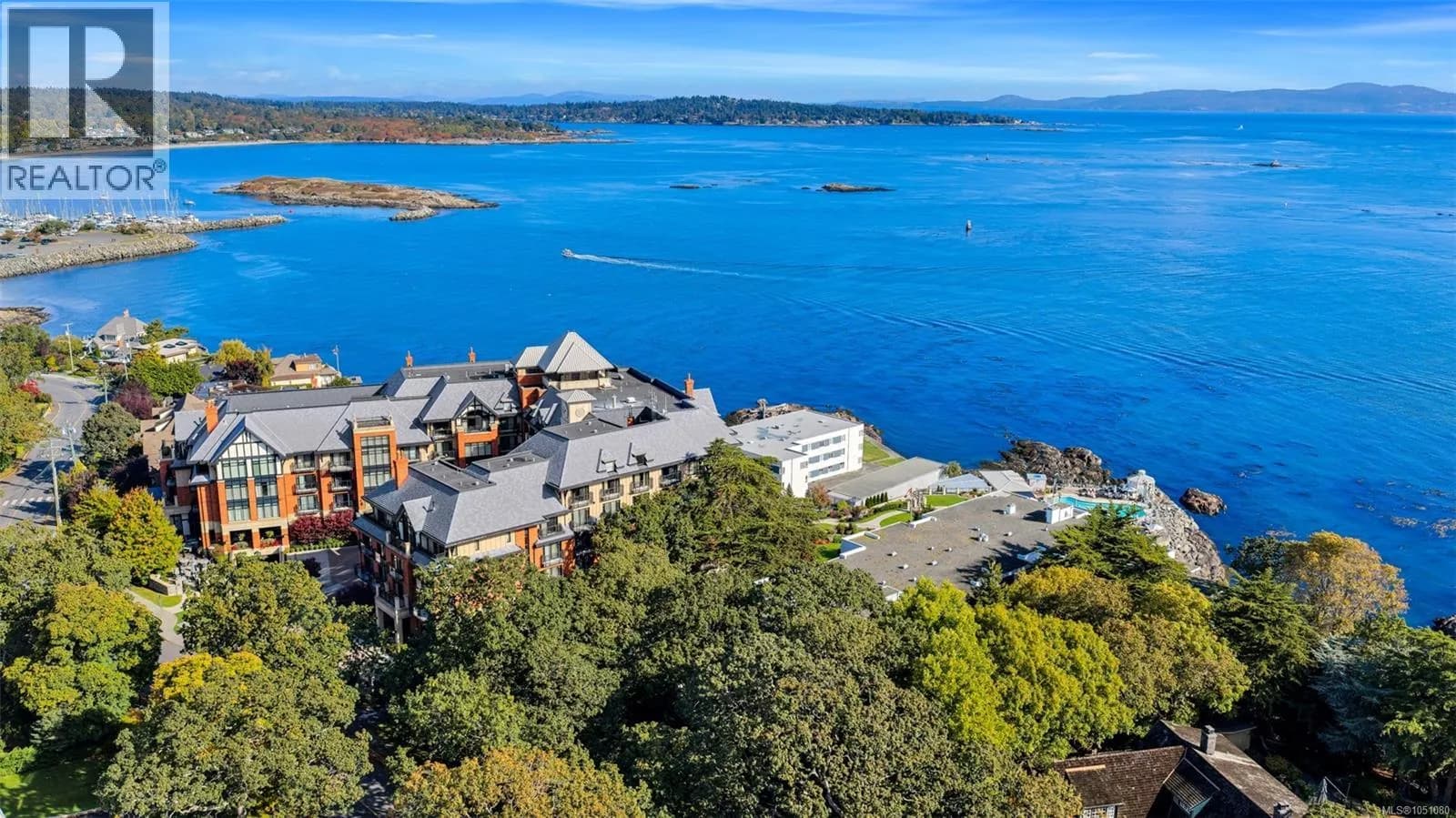 1159 Beach Dr, Oak Bay