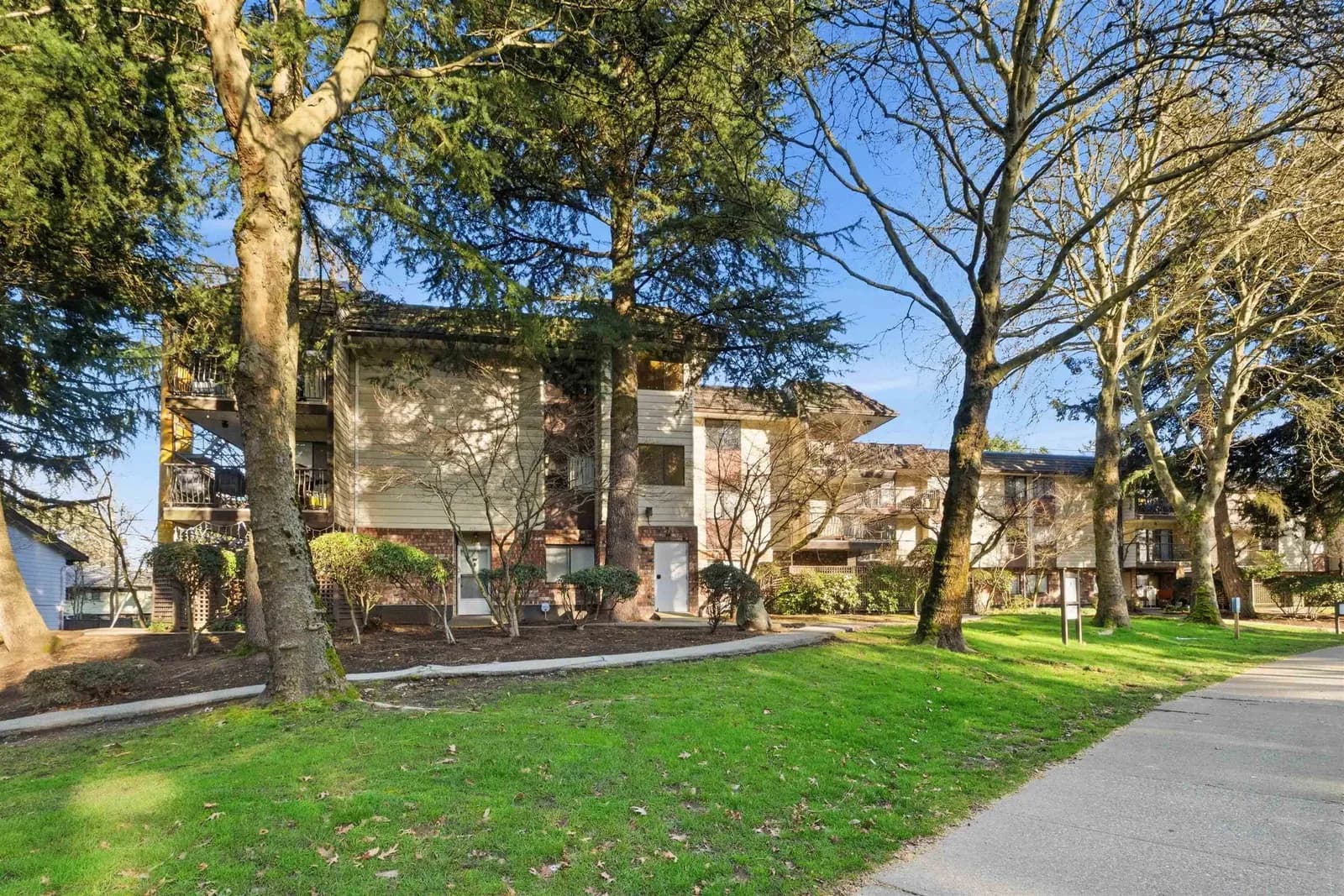 7426 138 STREET, Surrey