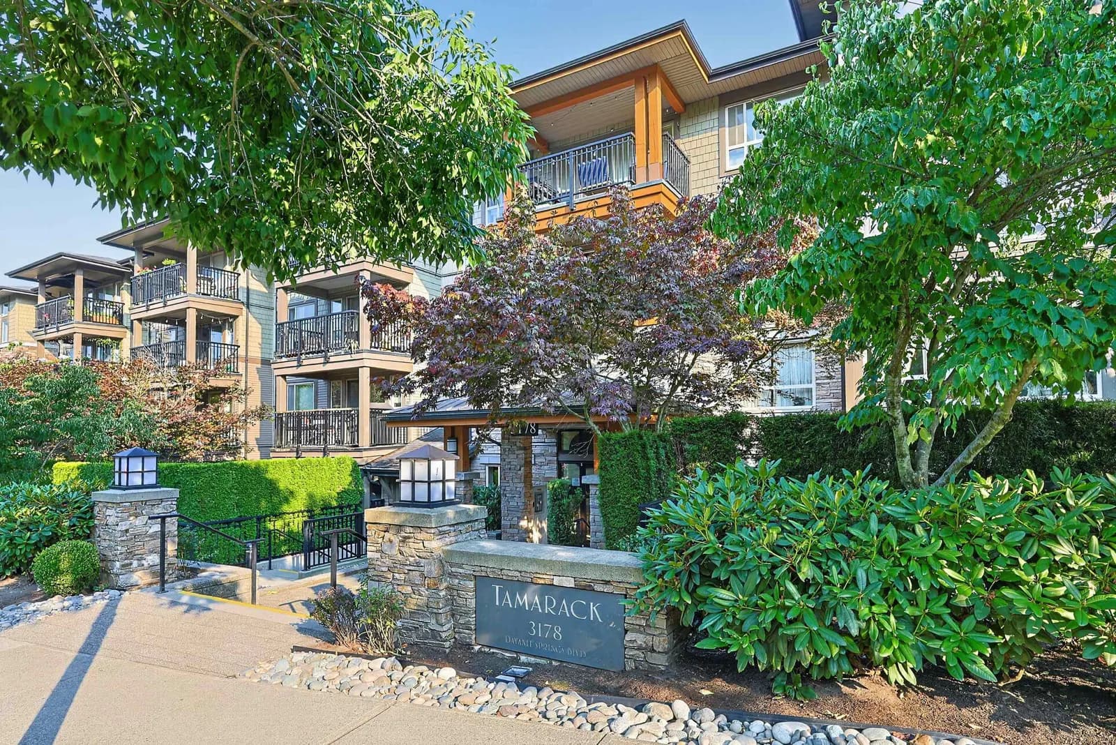 #403 3178 DAYANEE SPRINGS BOULEVARD, Coquitlam, BC photo 2