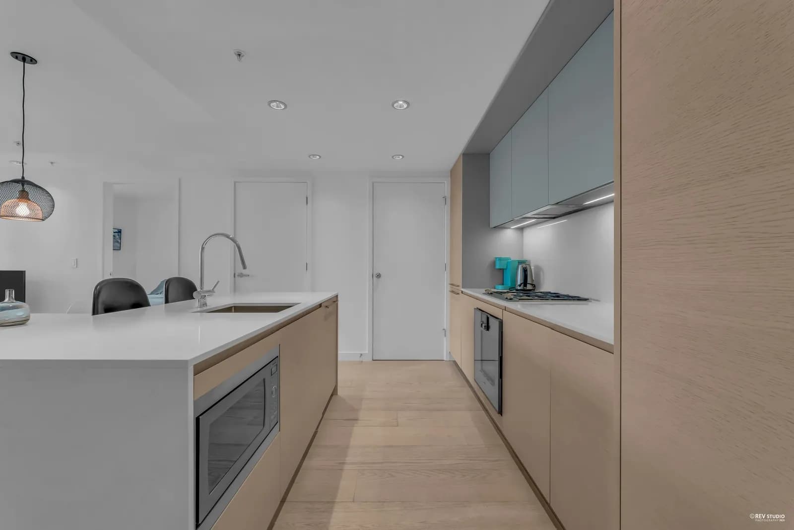 #2212 1289 HORNBY STREET, Vancouver, BC photo 3