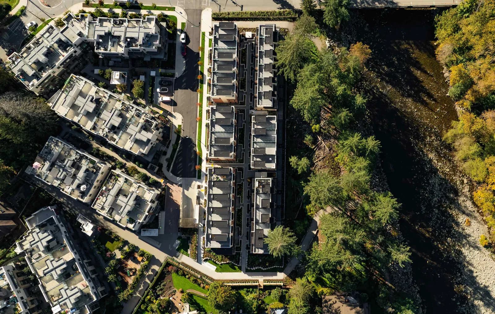 2050 GLENAIRE DRIVE, North Vancouver