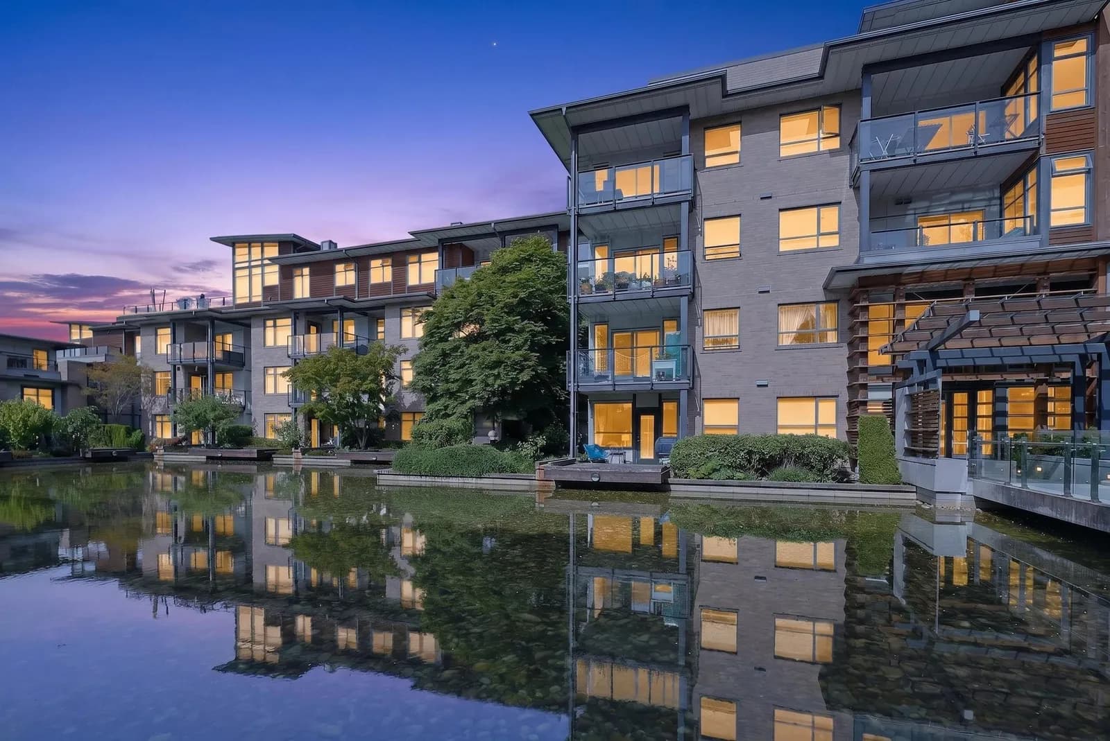 5955 IONA DRIVE, Vancouver