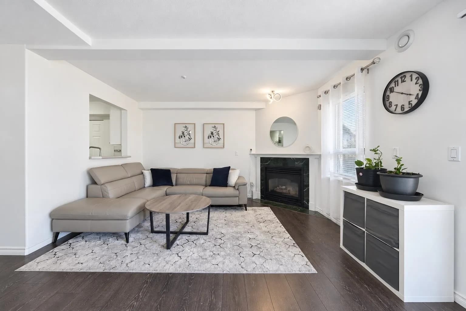 15241 18 AVENUE, Surrey
