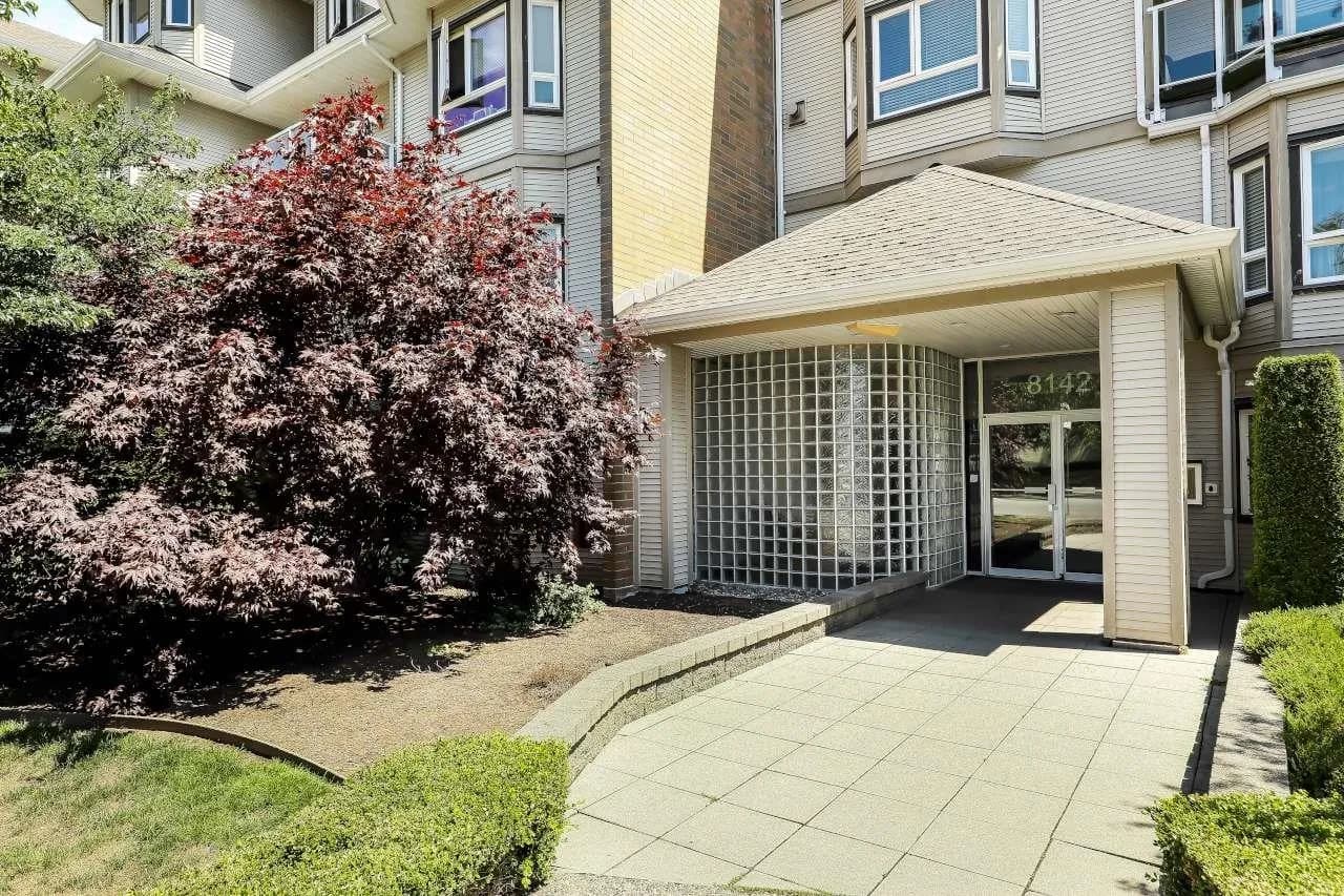 #111 8142 120A STREET, Surrey, BC photo 4