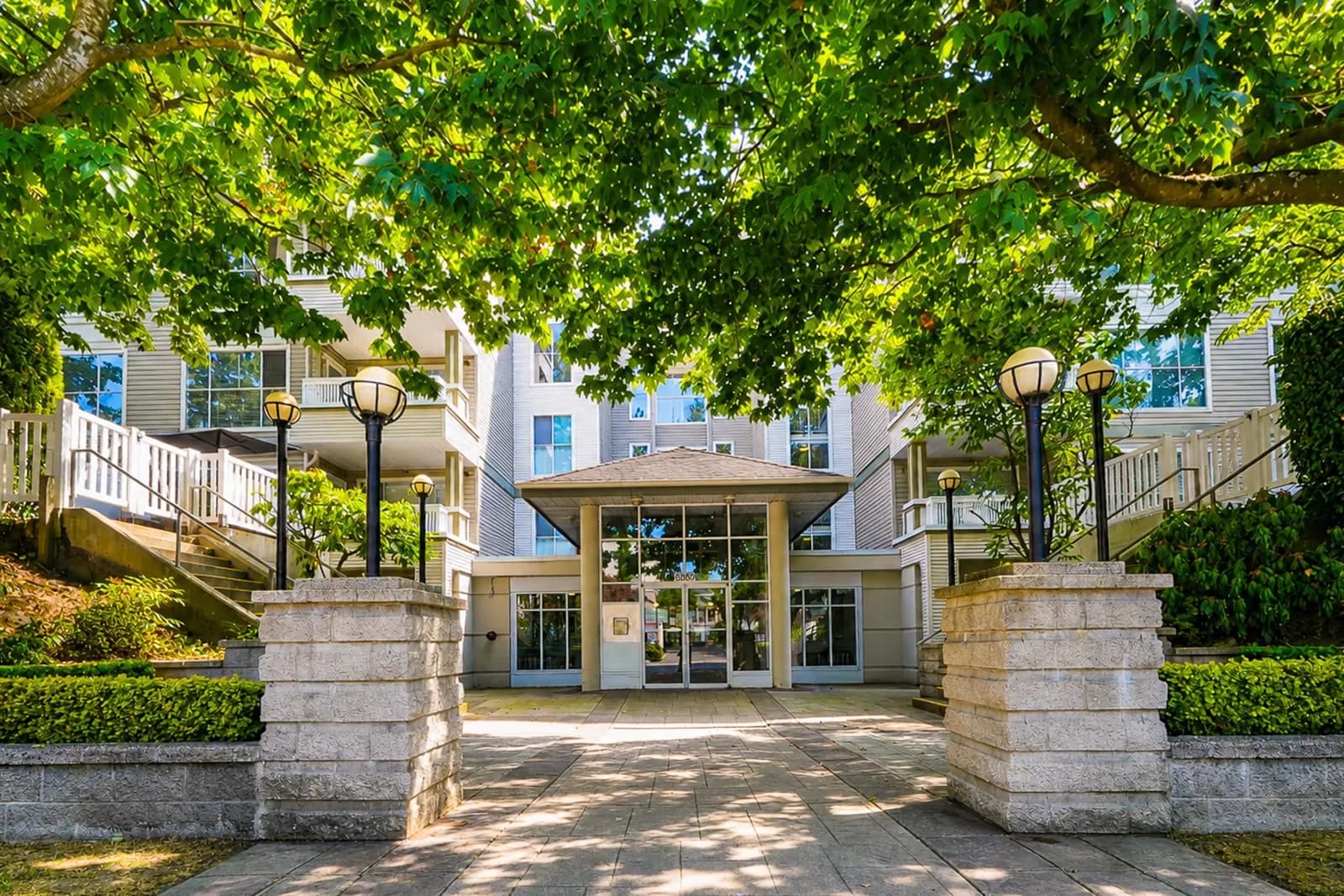 8880 JONES ROAD, Richmond