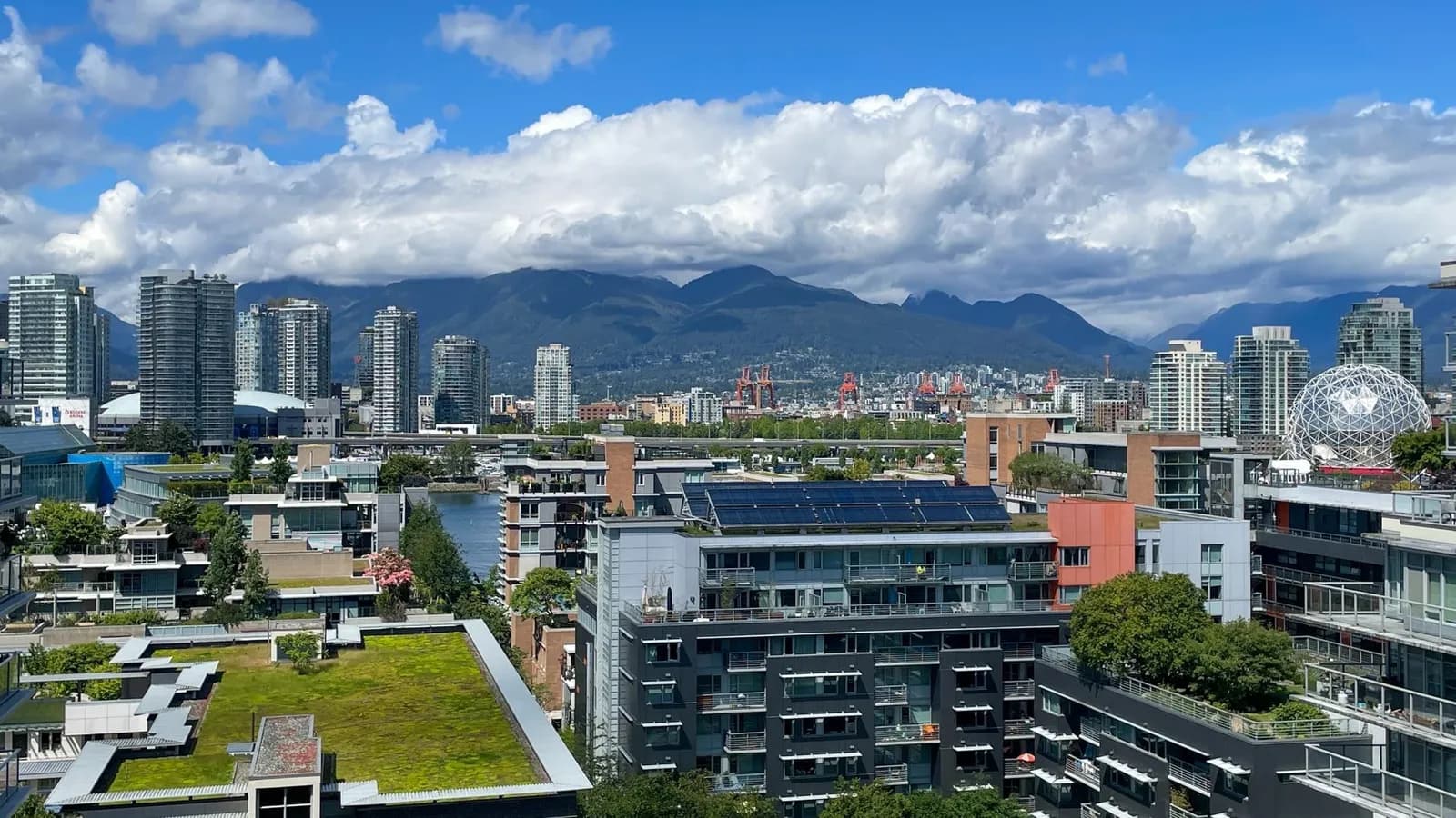 #1402 159 W 2ND AVENUE, Vancouver, BC photo 2