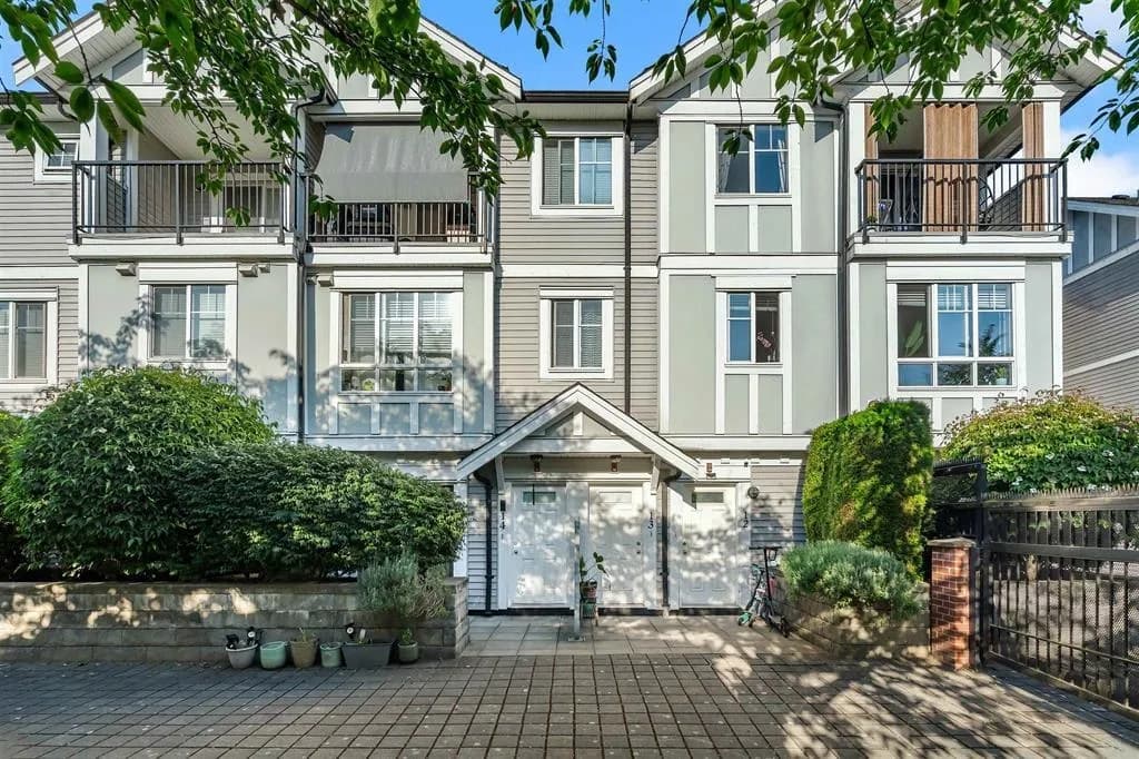 13239 OLD YALE ROAD, Surrey
