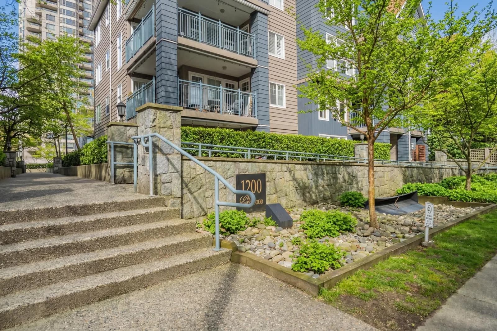 1200 EASTWOOD STREET, Coquitlam