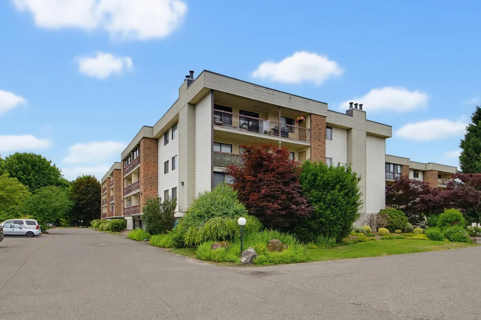 Pheonixdale Complex, Chilliwack