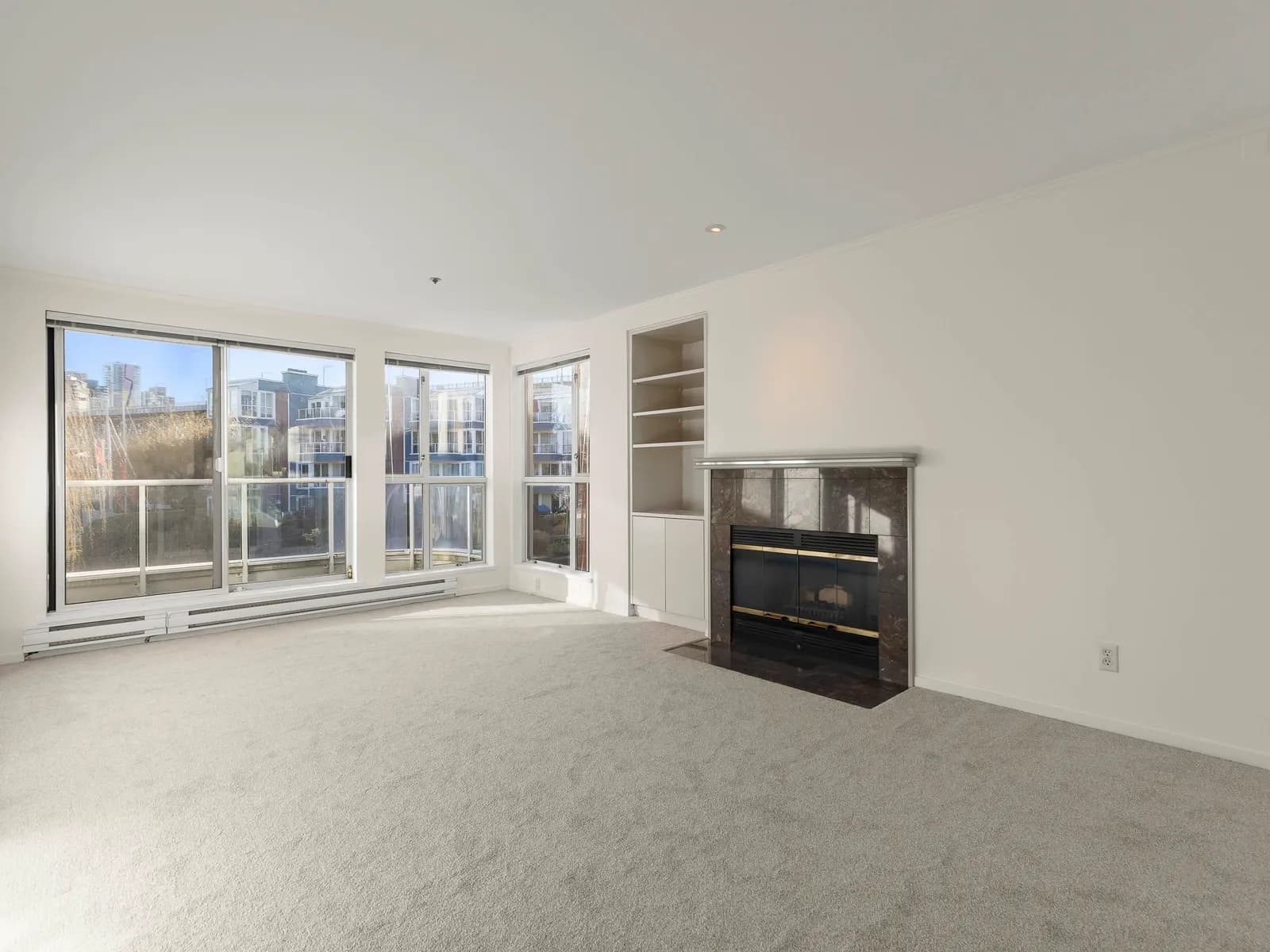 #202 1551 MARINER WALK, Vancouver, BC photo 2