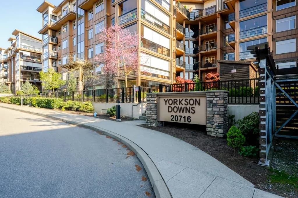 #A601 20716 WILLOUGHBY TOWN CENTRE DRIVE, Langley, BC photo 4