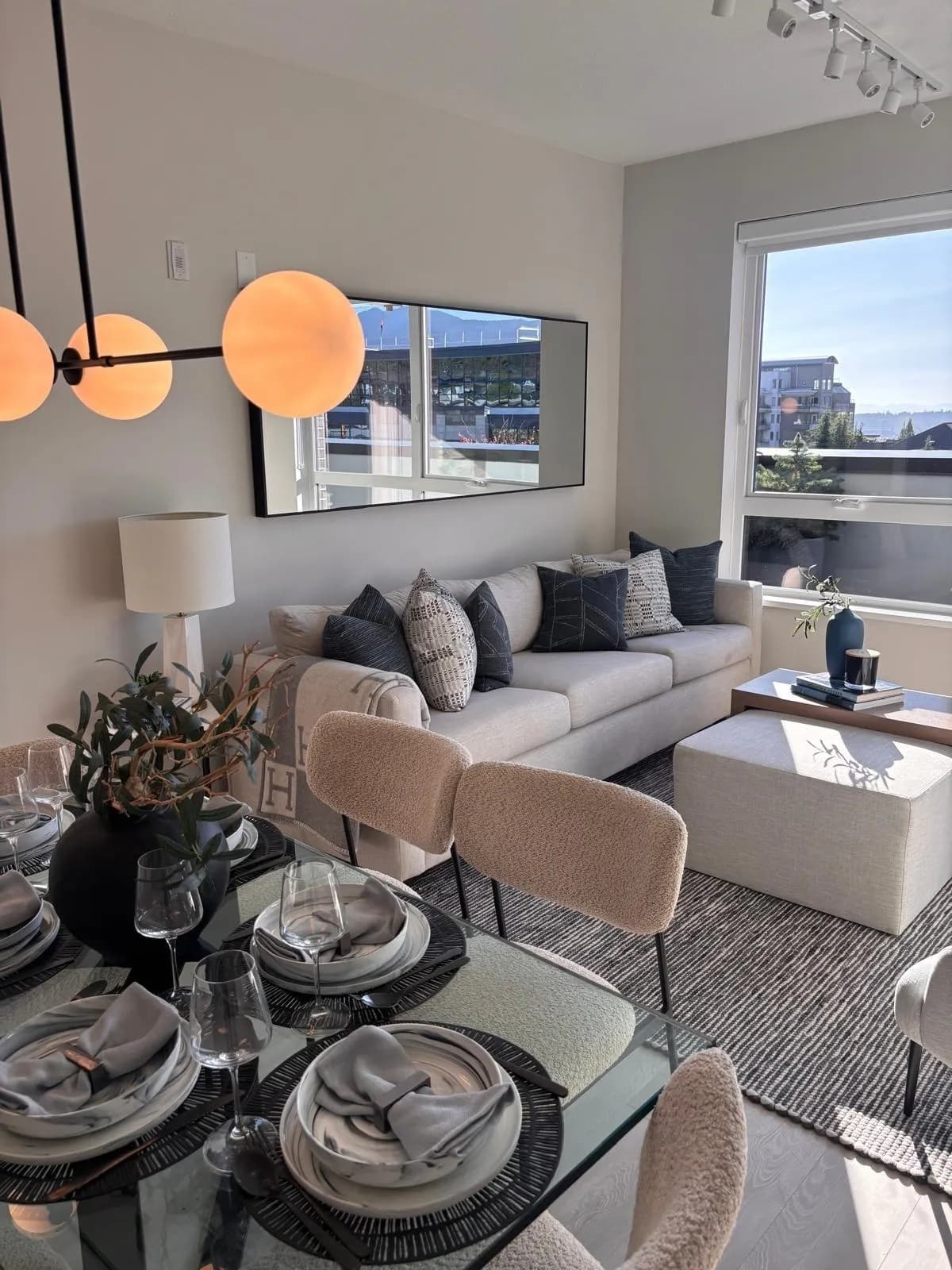 #307 110 E 17TH STREET, Vancouver, BC photo 3