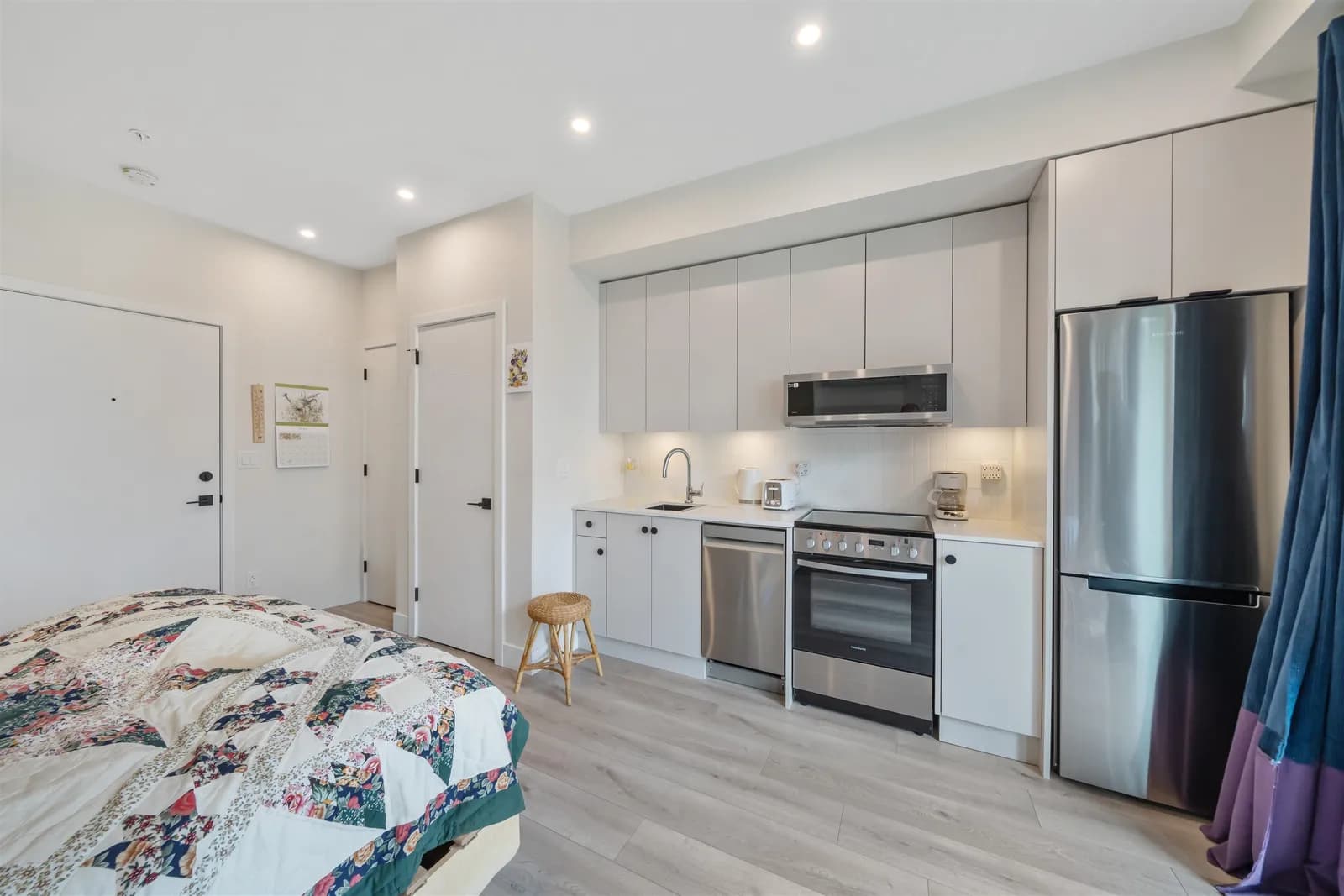 #208 45511 CAMPUS DRIVE, Chilliwack, BC photo 3