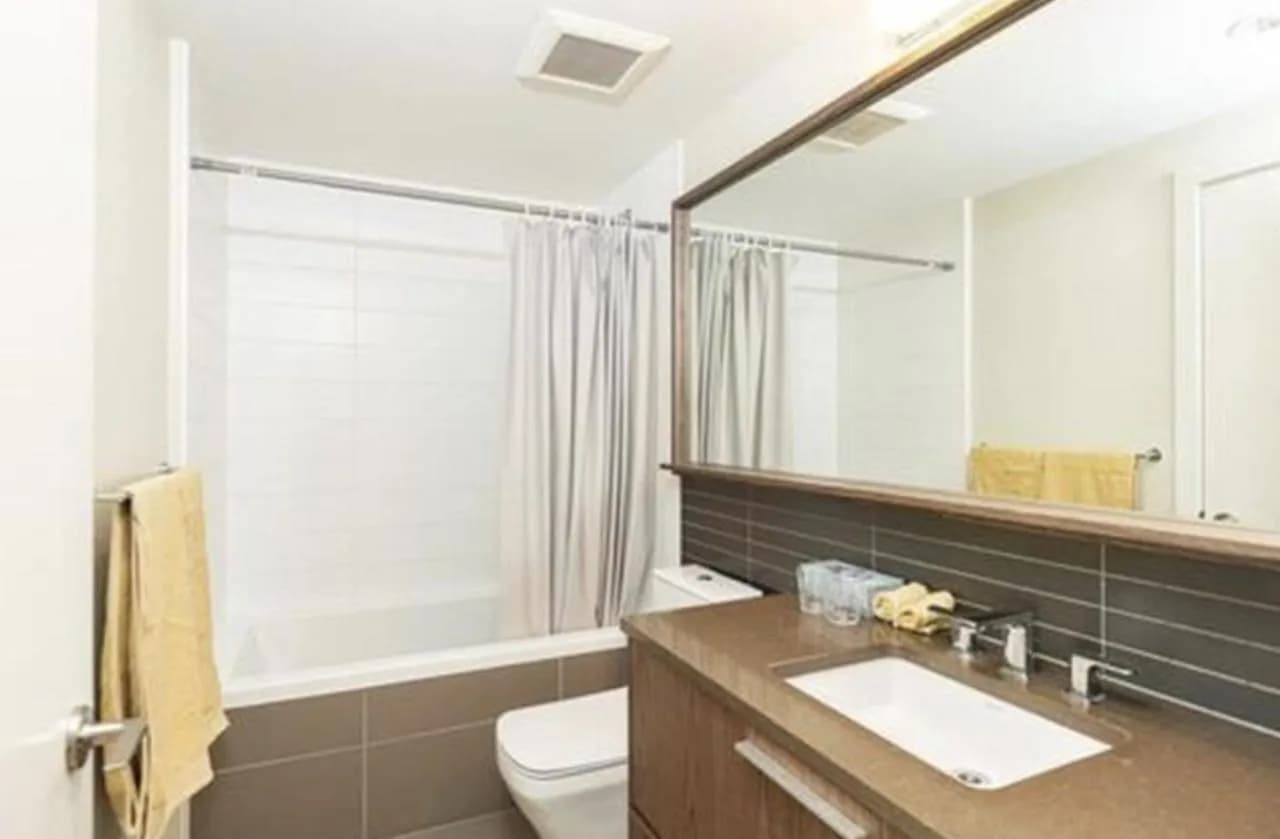 #504 2975 ATLANTIC AVENUE, Coquitlam, BC photo 3